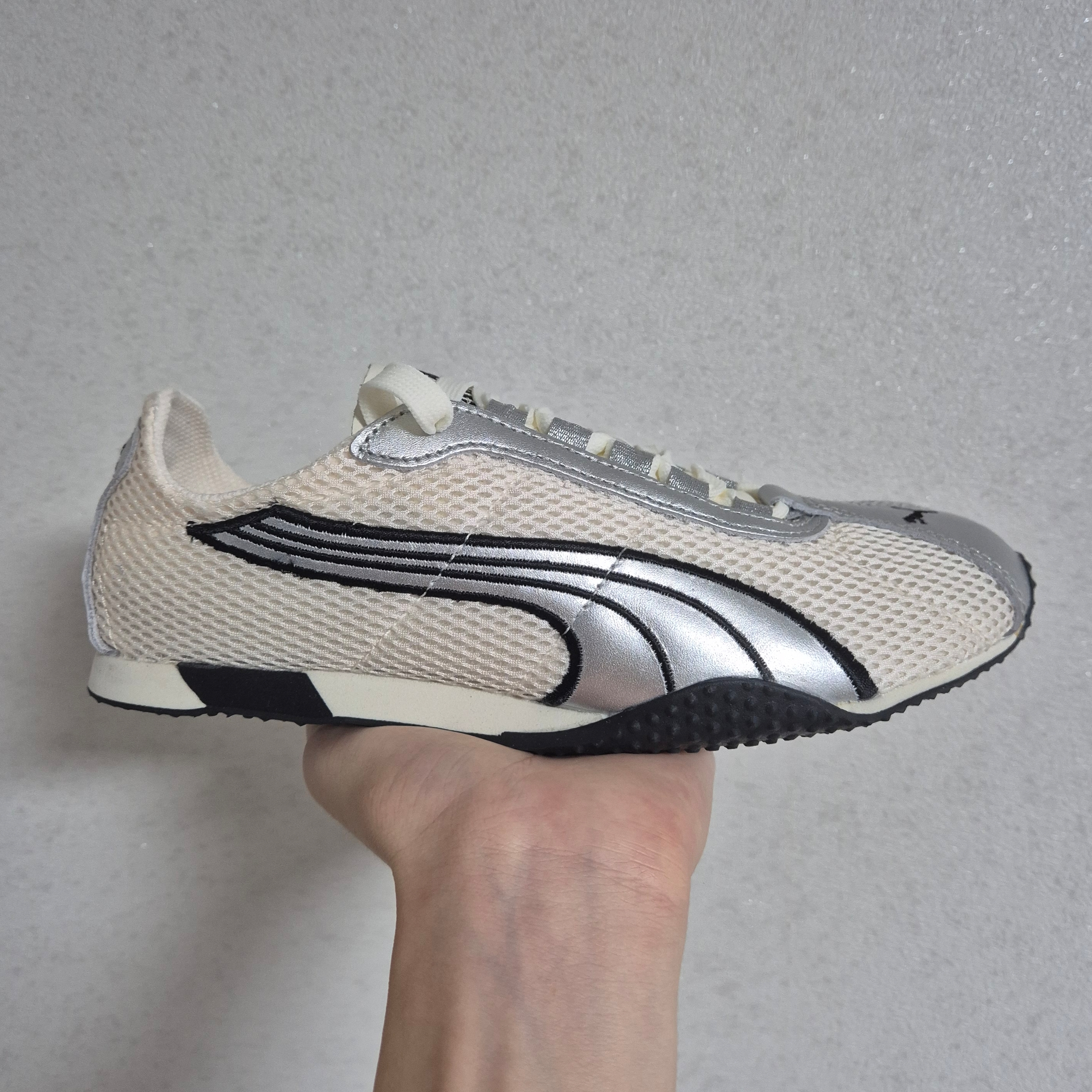 Puma H-street OG Ivory Silver 착용 스타일 - 3