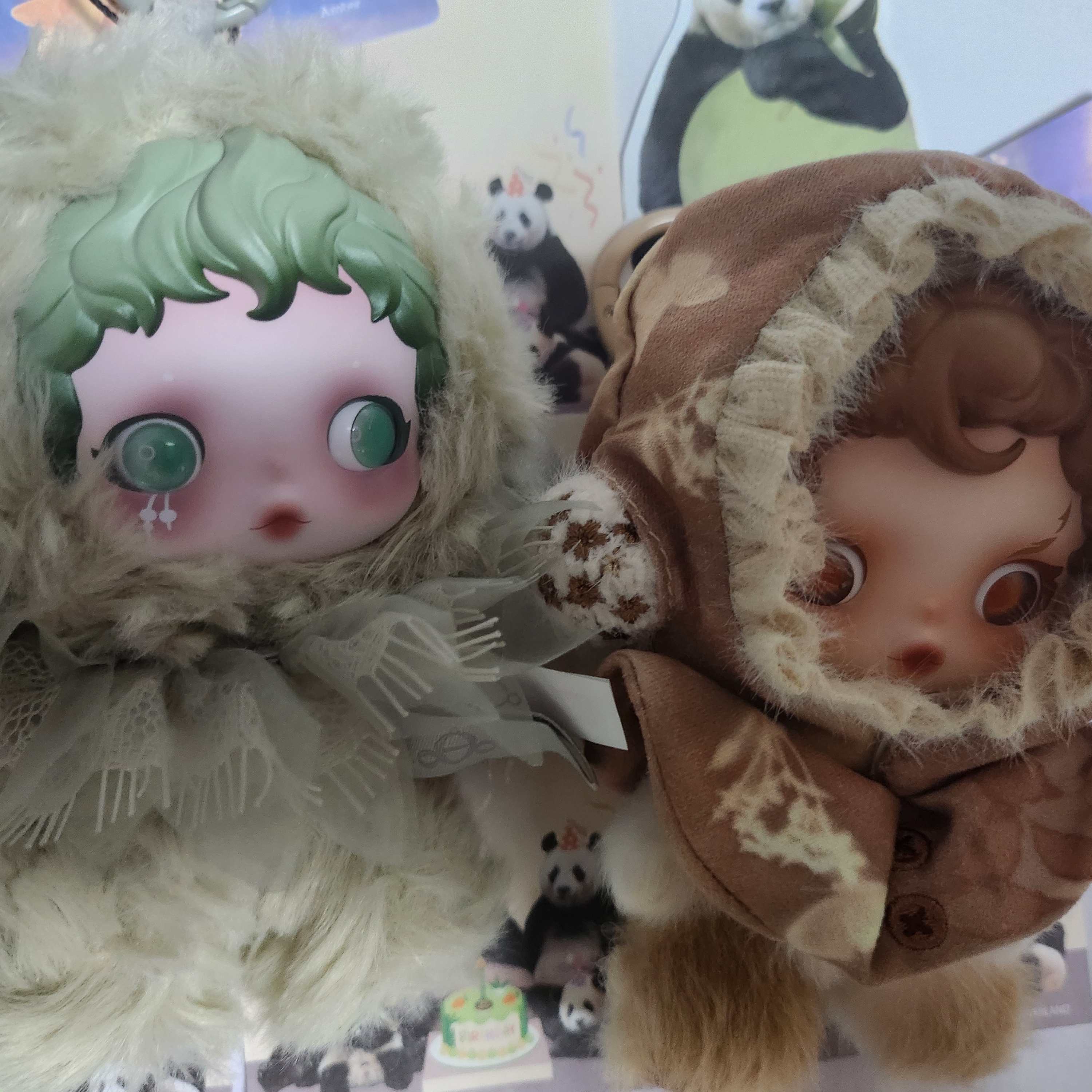 Pop Mart Skullpanda L’Impressionnisme Series Plush Doll Amber (Opened Case) 착용 스타일