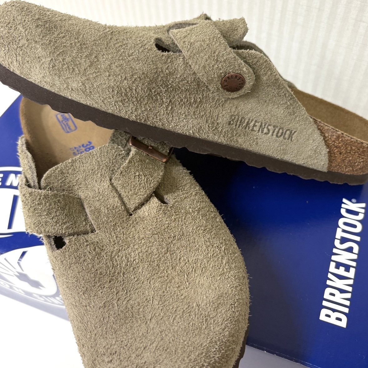 Birkenstock Boston Soft Footbed Taupe - Narrow 착용 스타일