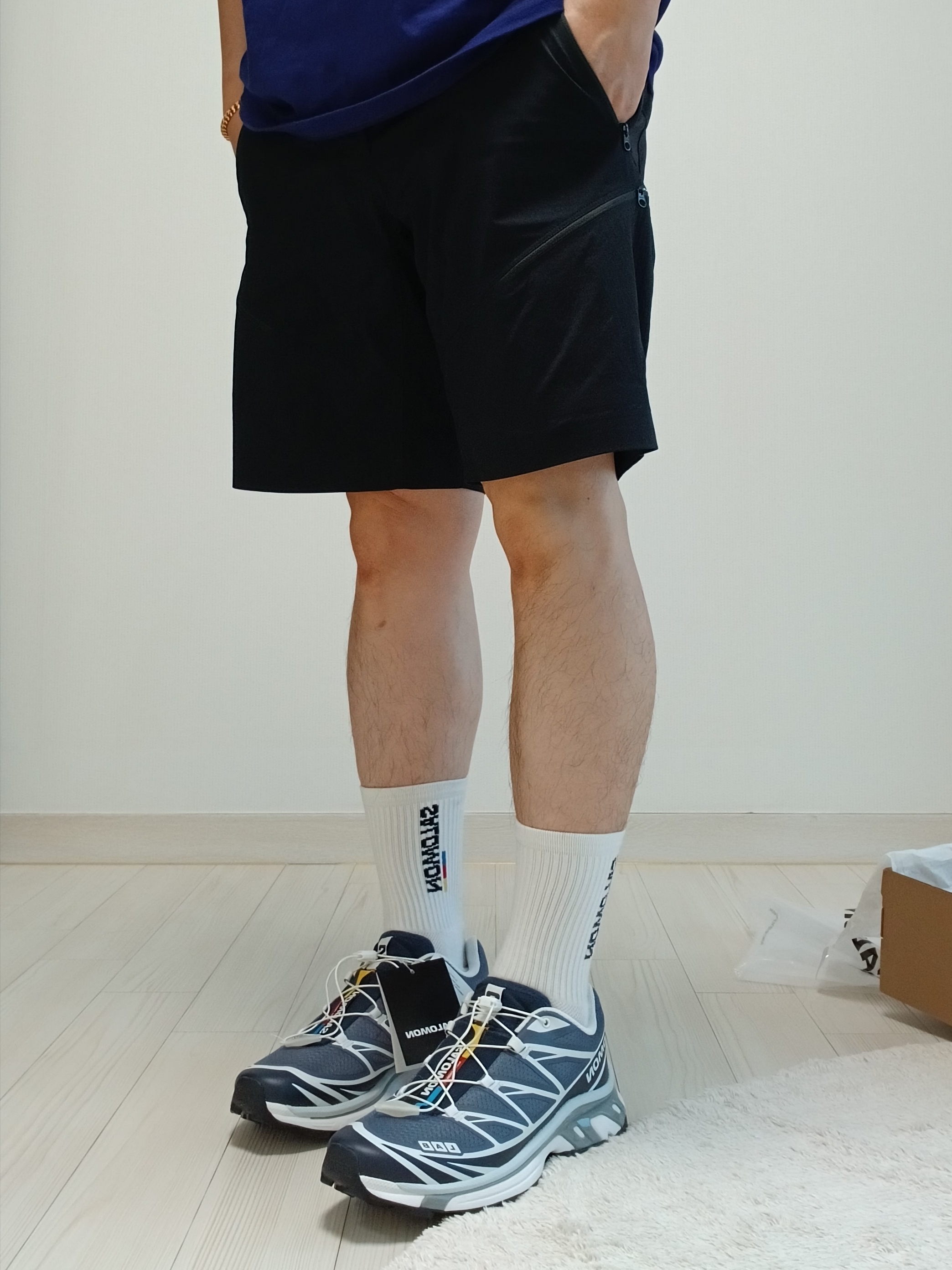 Arc'teryx Gamma Quick Dry Shorts 9 Inch Black, Salomon XT-6 Grisaille Blue Night 착용 스타일 - 7