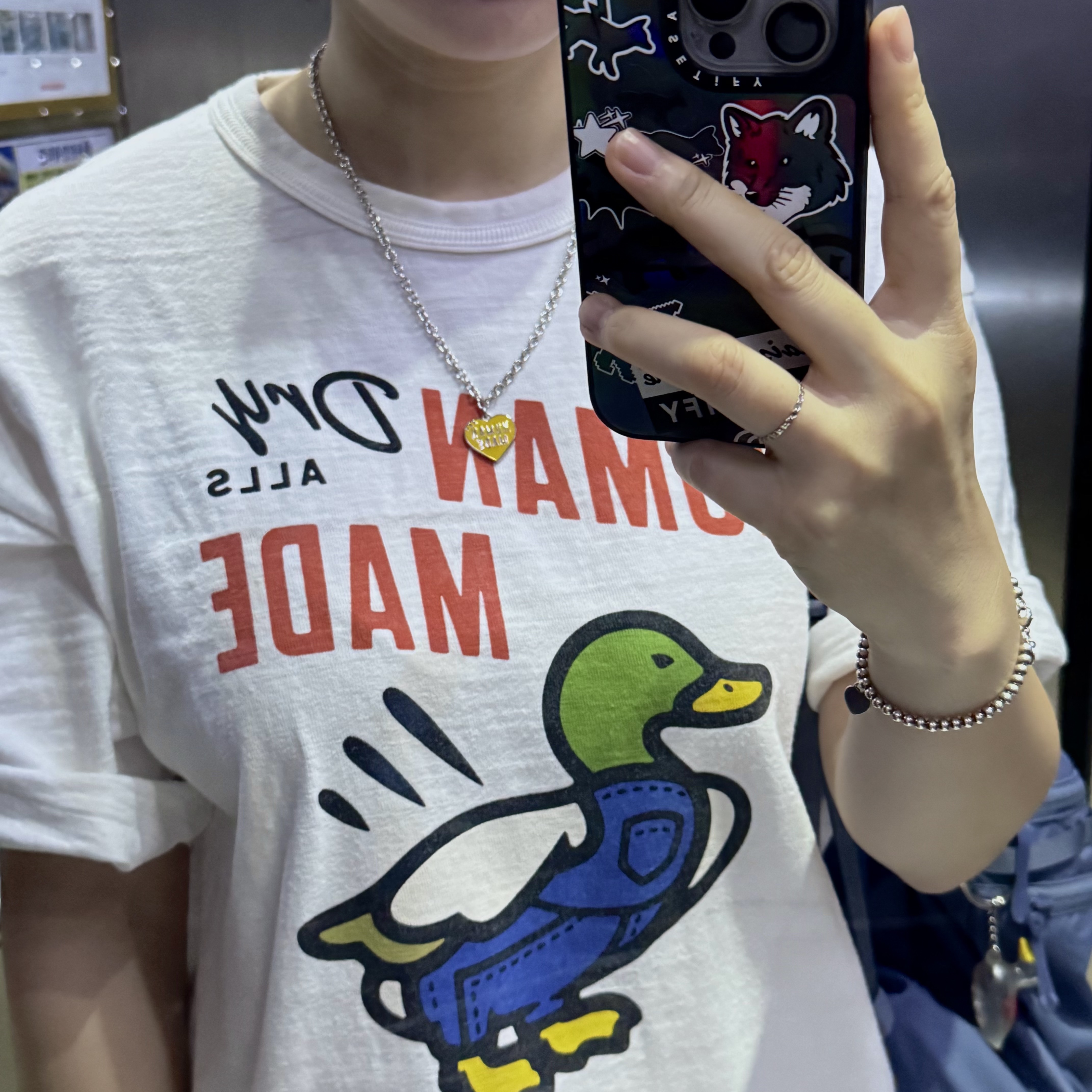 Human Made Heart Necklace Yellow, Human Made Graphic T-Shirt White 착용 스타일