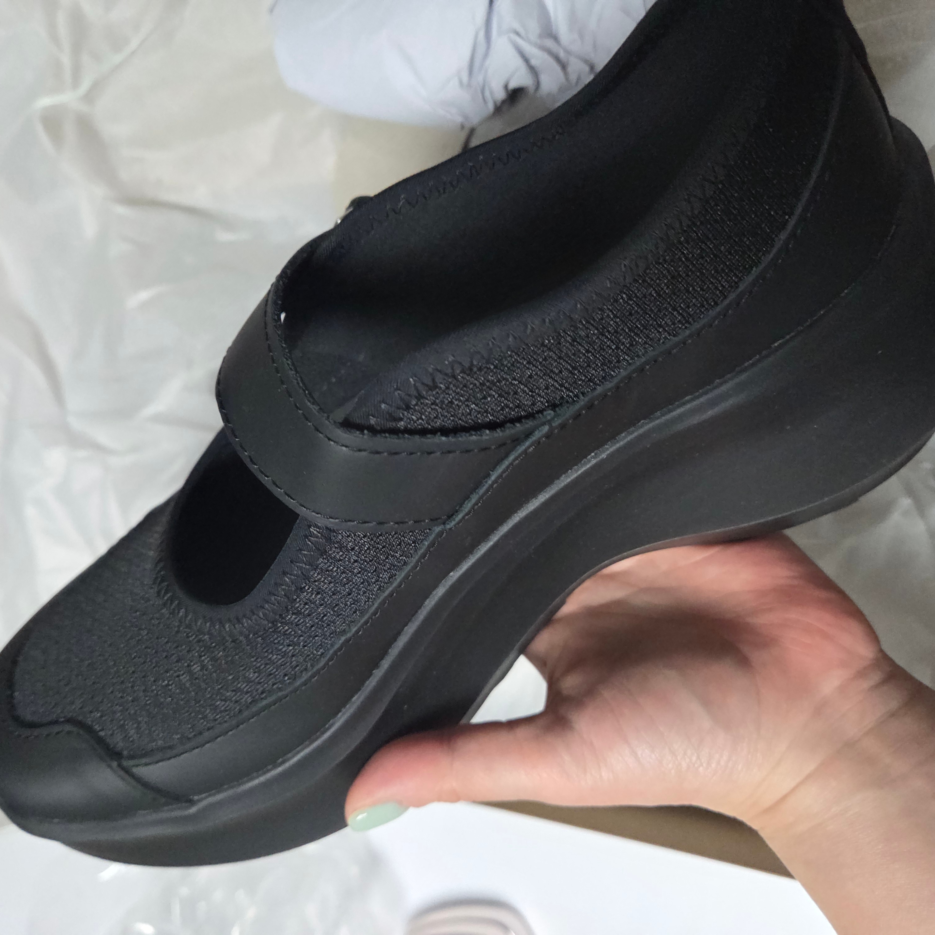 Salomon x Comme des Garcons RX Marie Jeanne Platform Black 착용 스타일 - 3