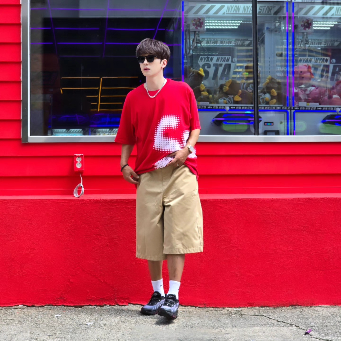 Diesel Dx1446 Red Enamel Stainless Steel Chain Necklace Silver, Supreme Halftone S/S Top Red - 24SS 착용 스타일 - 3
