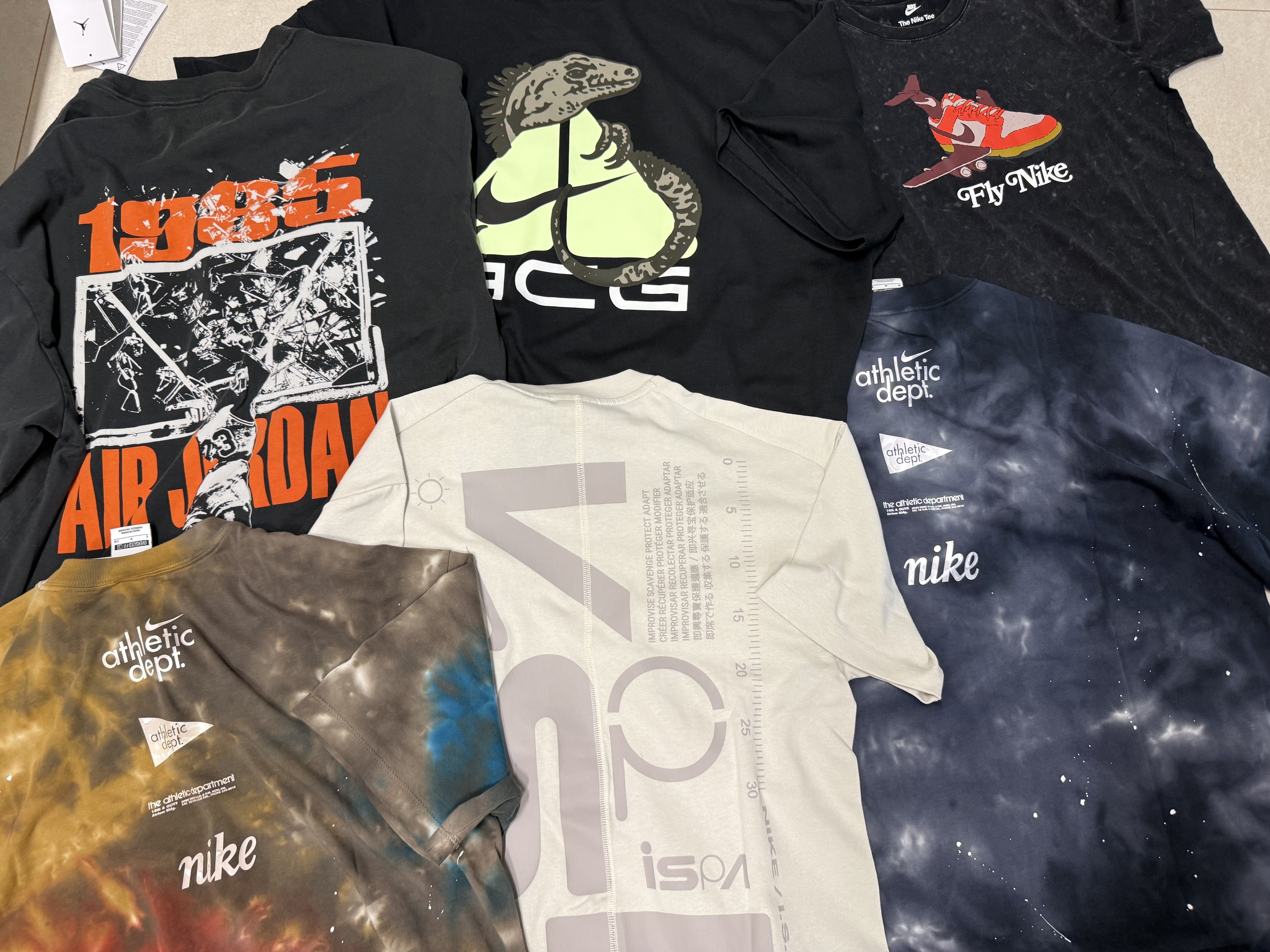 (W) Nike NSW Oversized T-Shirt Cave Stone, (W) Nike NSW Oversized T-Shirt Black 착용 스타일 - 3