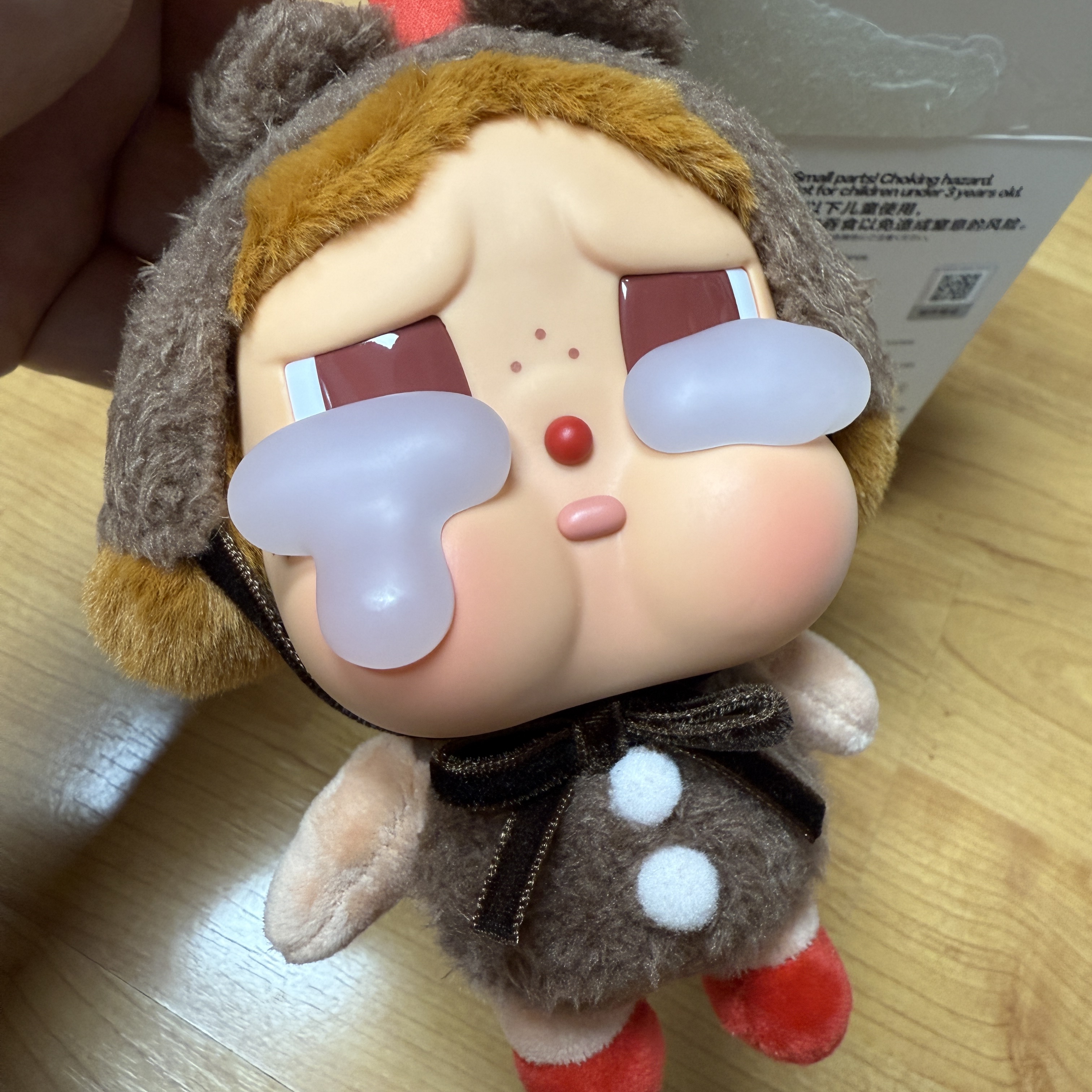 Pop Mart Crybaby Crying Again Series Plush Keyring Sealed Case (1 Blind Box) 착용 스타일