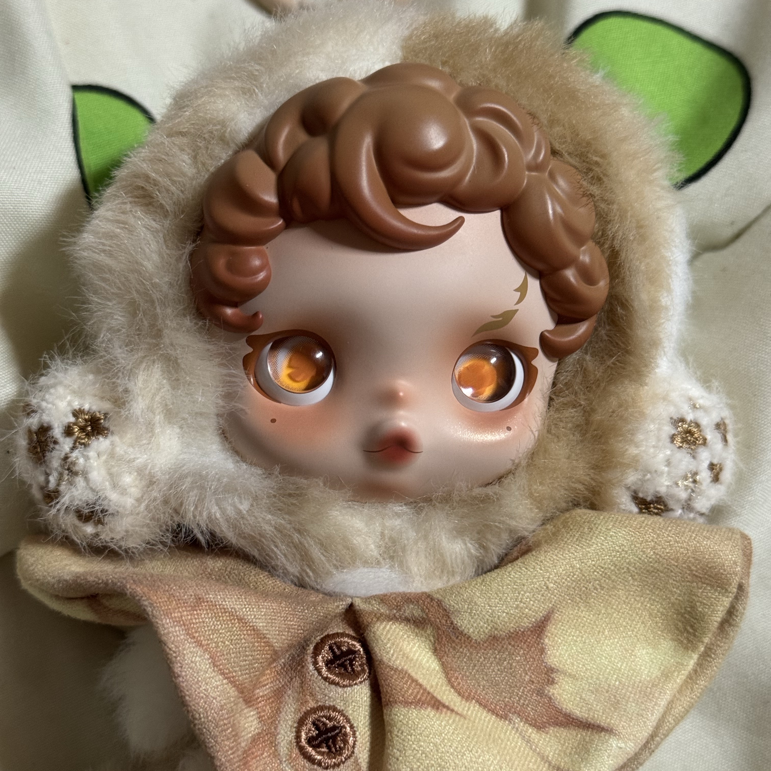 Pop Mart Skullpanda L’Impressionnisme Series Plush Doll (1 Blind Box), Pop Mart Skullpanda L’Impressionnisme Series Plush Doll Windflower (Opened Case) 착용 스타일 - 3
