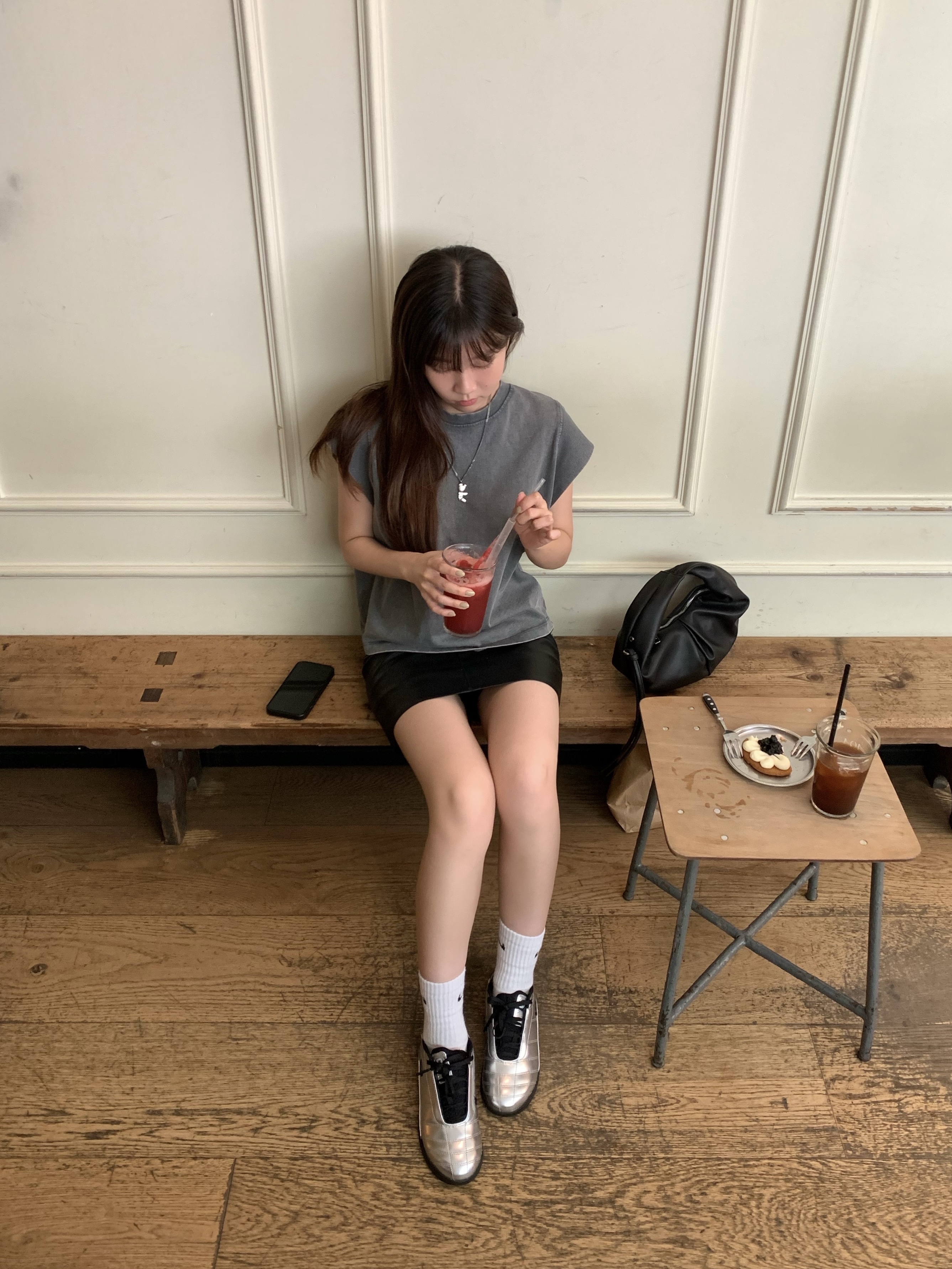 (W) Nike x Maha Amsterdam Total 90 Shox Magia Metallic Silver Black, Heaven by Marc Jacobs Friendship Necklace Set Silver Ox (Set of 2) 착용 스타일