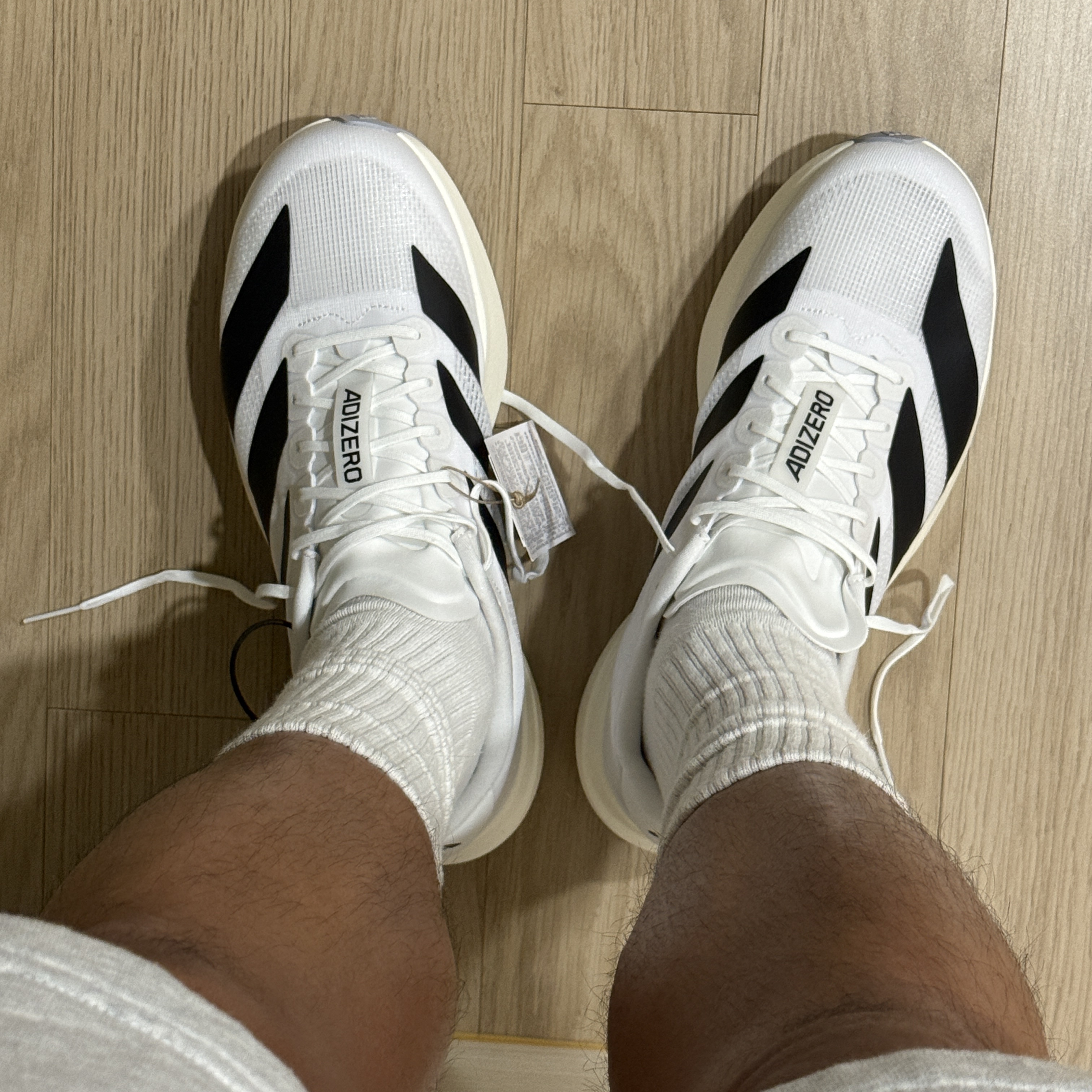 Adidas Adizero EVO SL Cloud White Core Black 착용 스타일 - 2