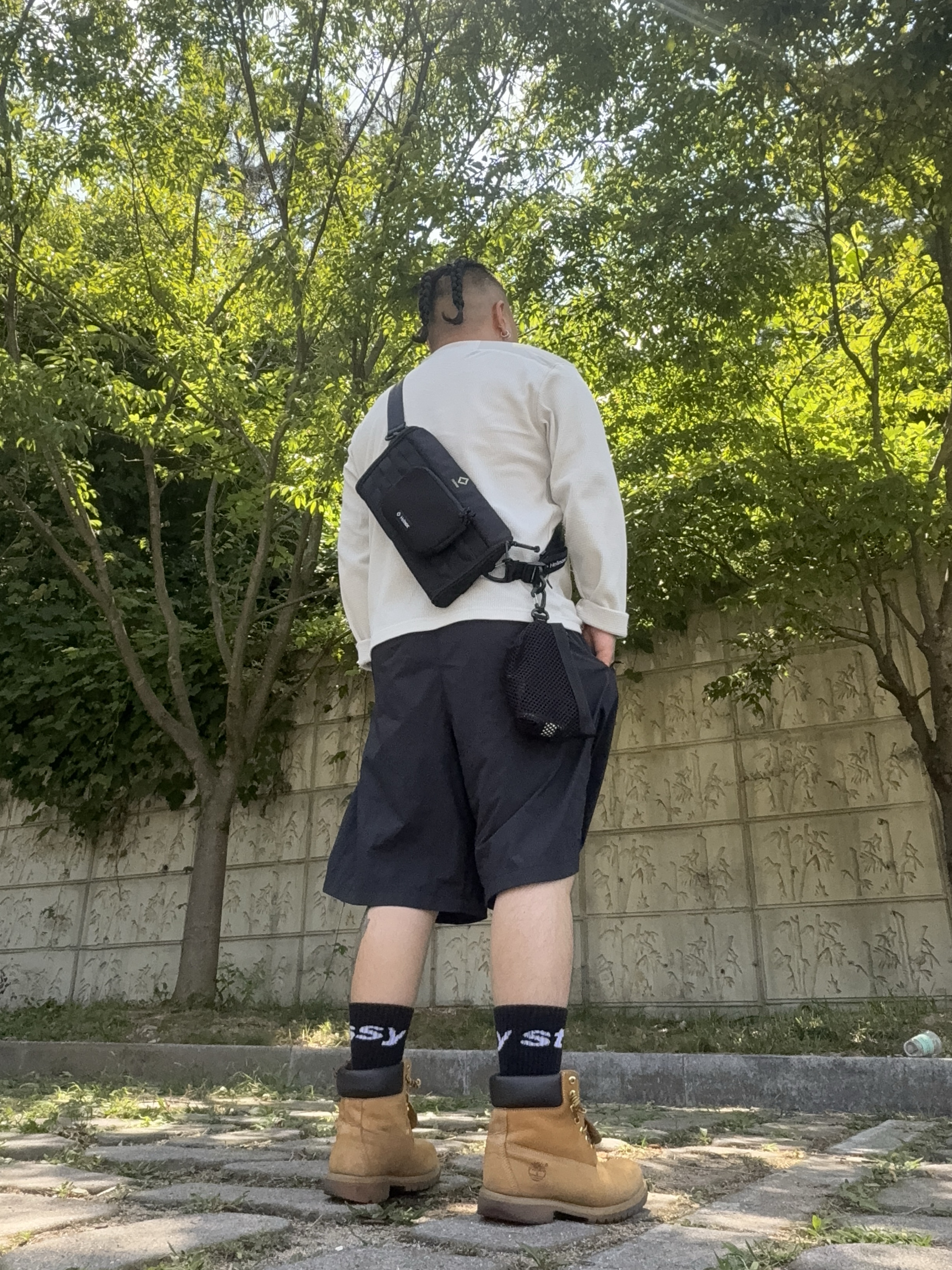 Helinox Shoulder Strap & Pouch Black, Supreme Mesh Mini Pouch Black - 25SS 착용 스타일