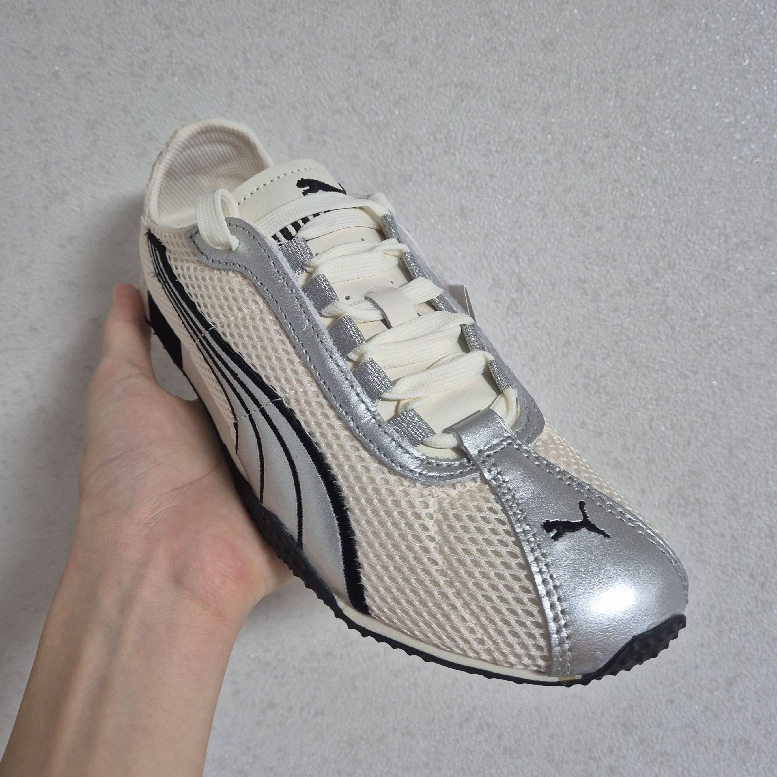 Puma H-street OG Ivory Silver 착용 스타일 - 2