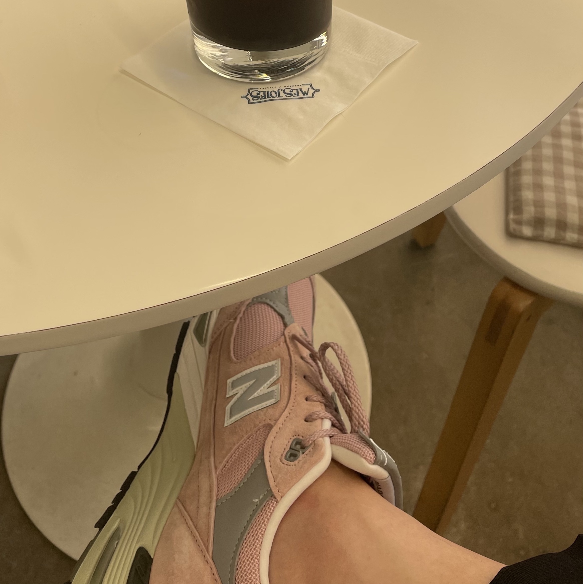 New Balance 991 Made in UK Shy Pink 착용 스타일