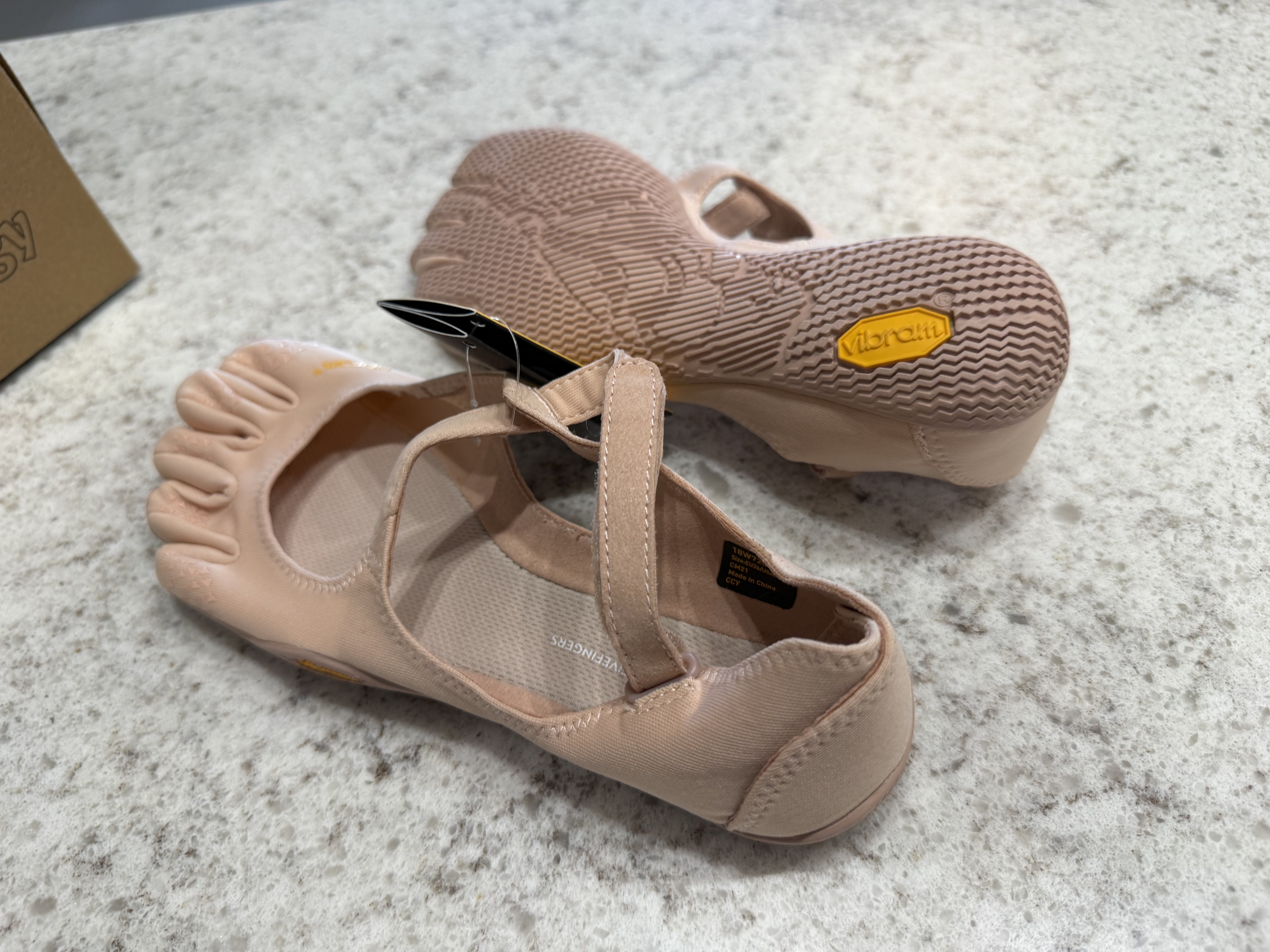 (W) Vibram Fivefingers V-Soul Nude 착용 스타일 - 4