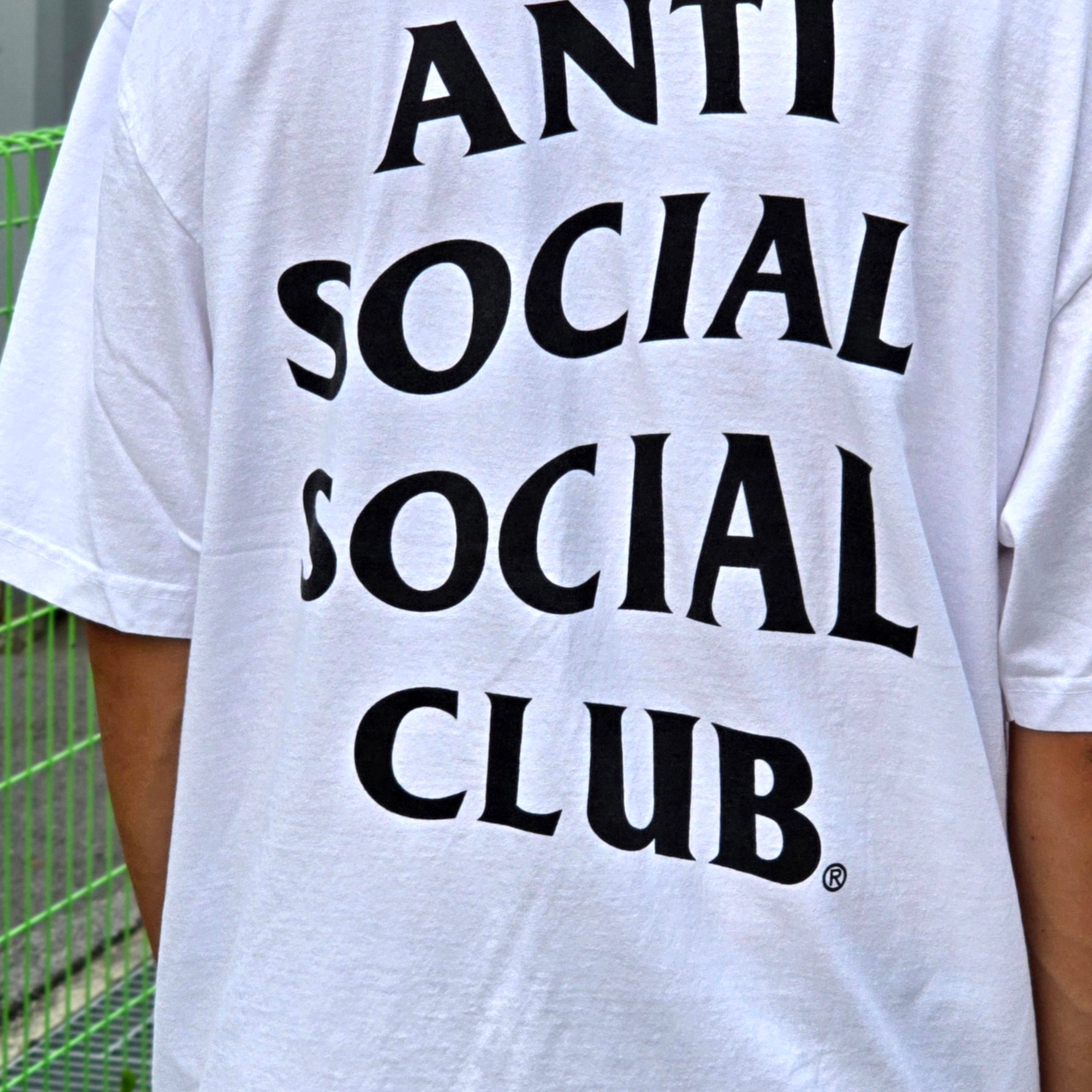 Anti Social Social Club Mind Games S/S Tee White 착용 스타일 - 2