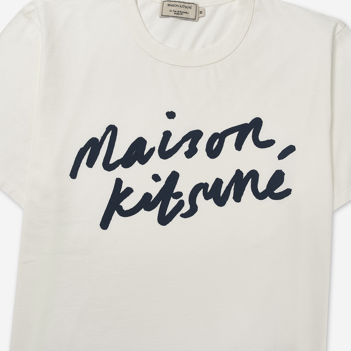 메종 키츠네 핸드라이팅 클래식 티셔츠 라떼(Maison Kitsune Handwriting Classic T-Shirt Latte) - 3