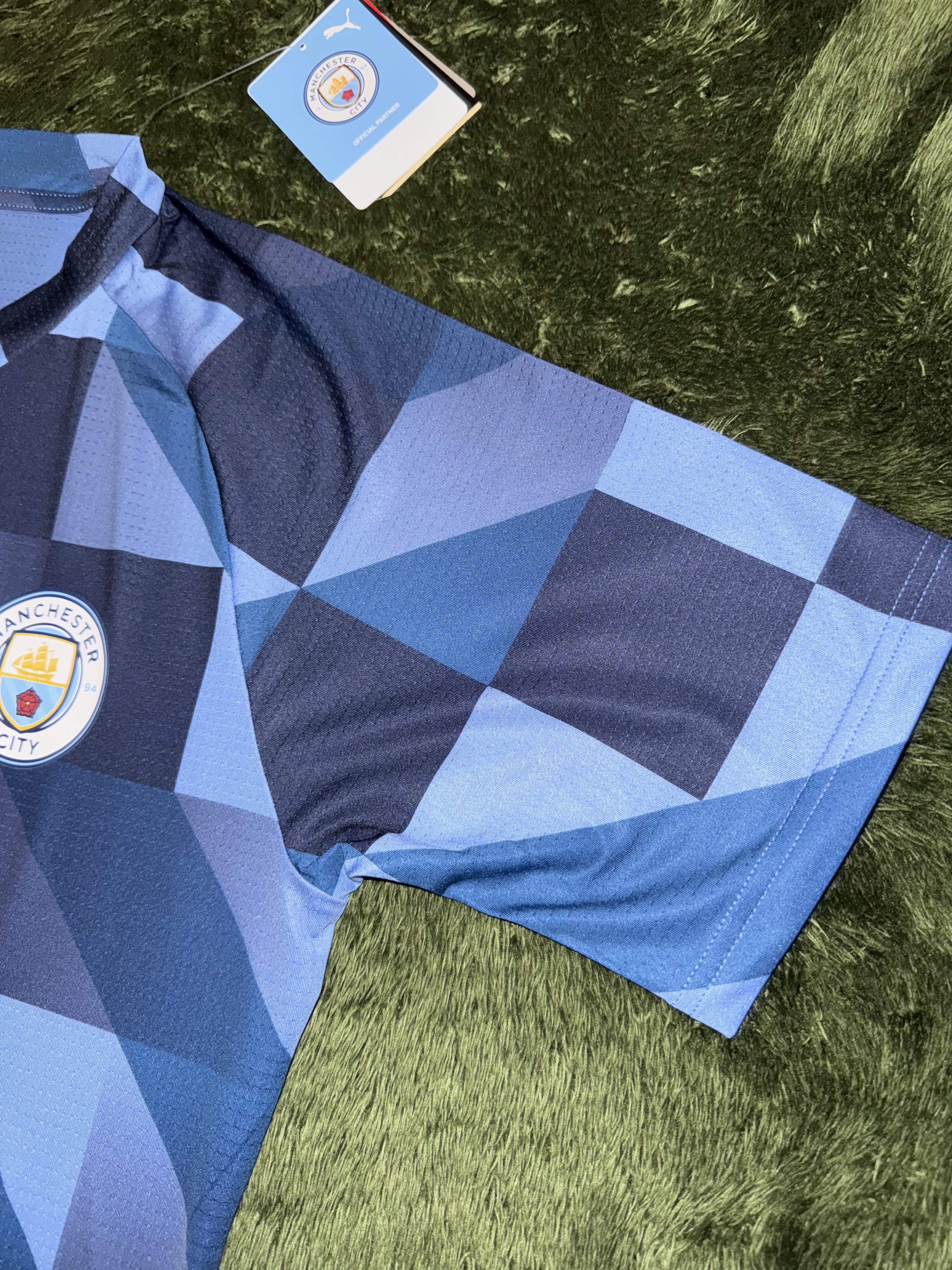 Puma 2022/23 Manchester City Prematch Short Sleeve Jersey Lake Blue Navy 착용 스타일 - 4