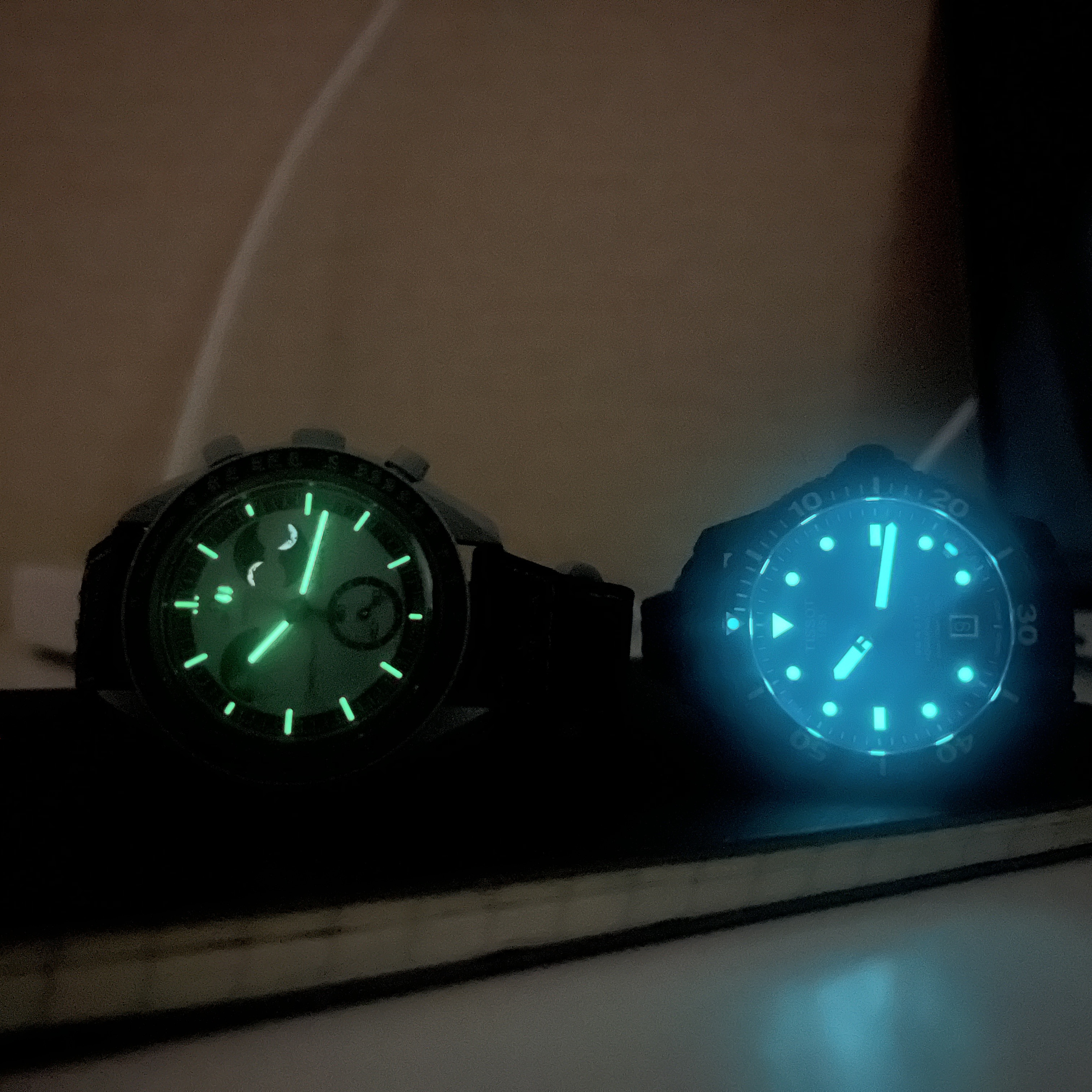 Tissot Seastar 1000 Powermatic 80 40mm Steel Blue 착용 스타일