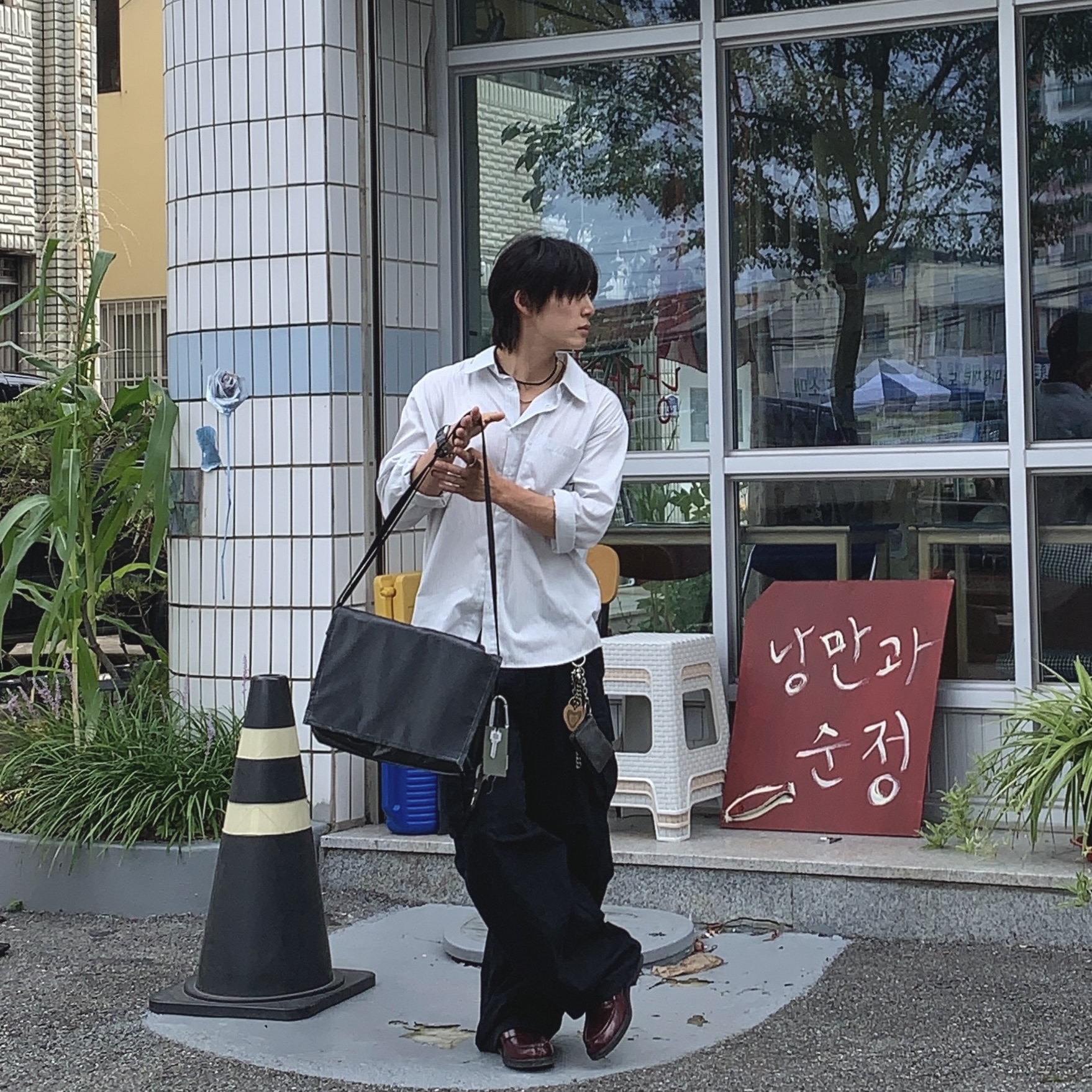 Haruta HS-906 Penny Loafer Brown 착용 스타일 - 3