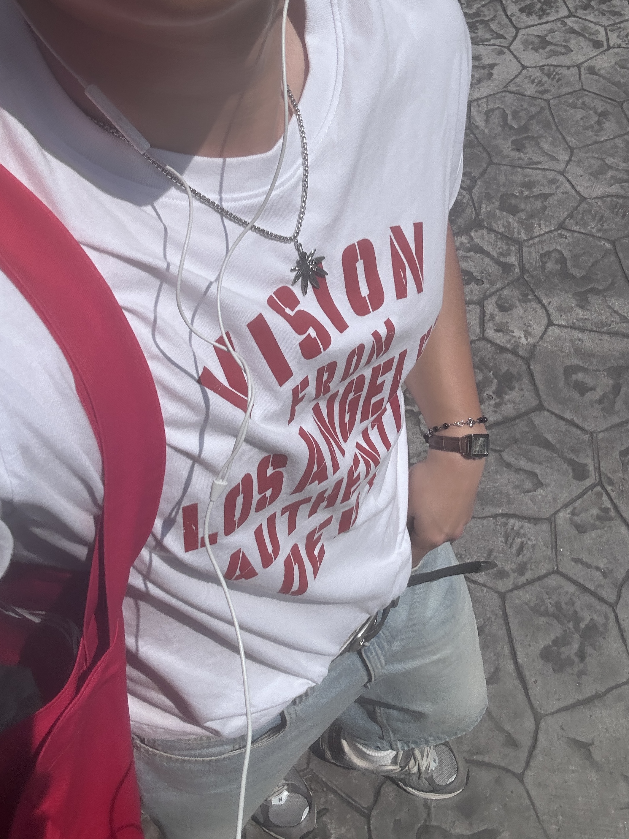 Depc Logo Eco Bag Red, Casio LTP-V007L-9B 착용 스타일 - 2