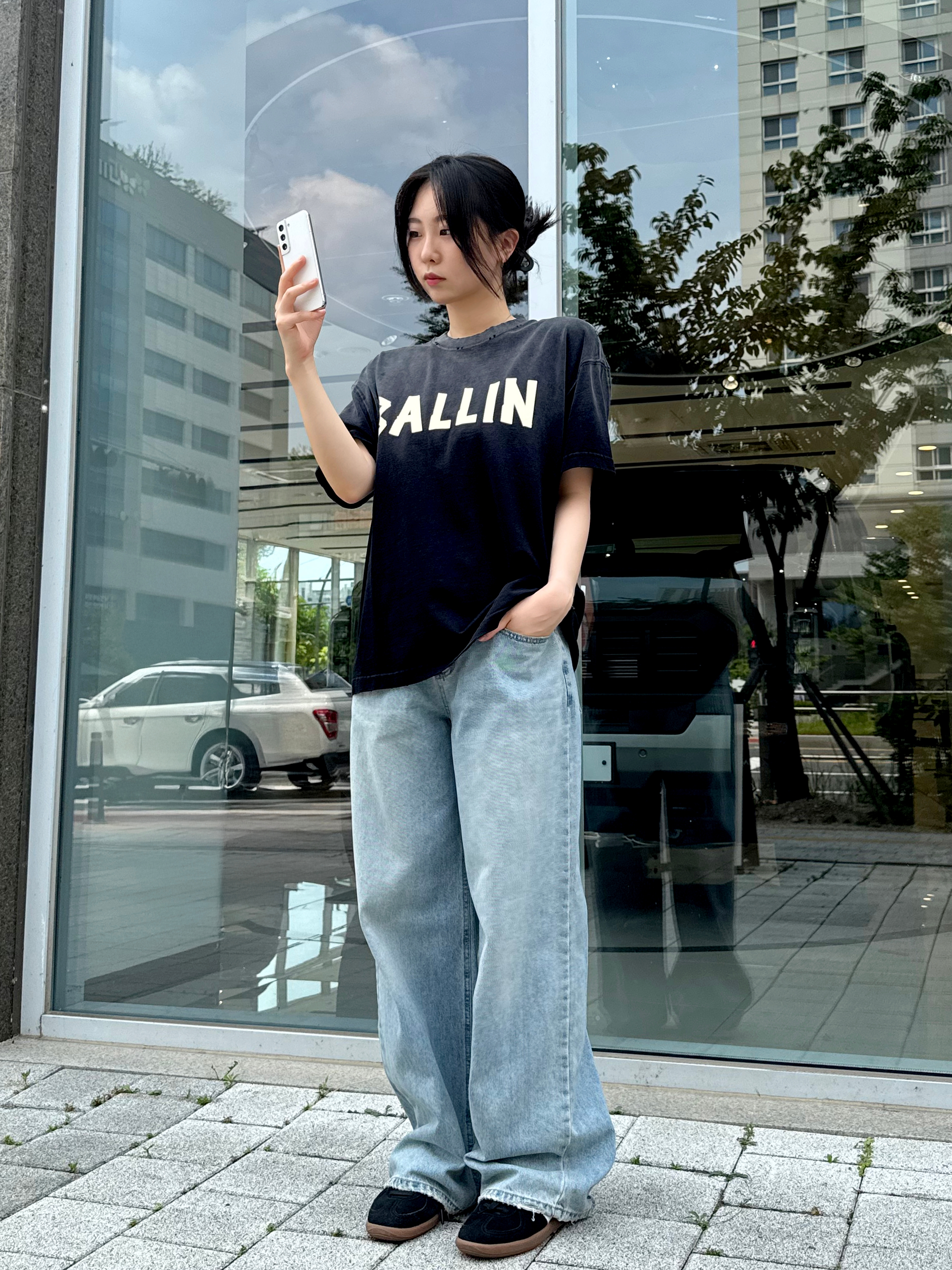 KZM Ballin Damage T-Shirt Black 착용 스타일
