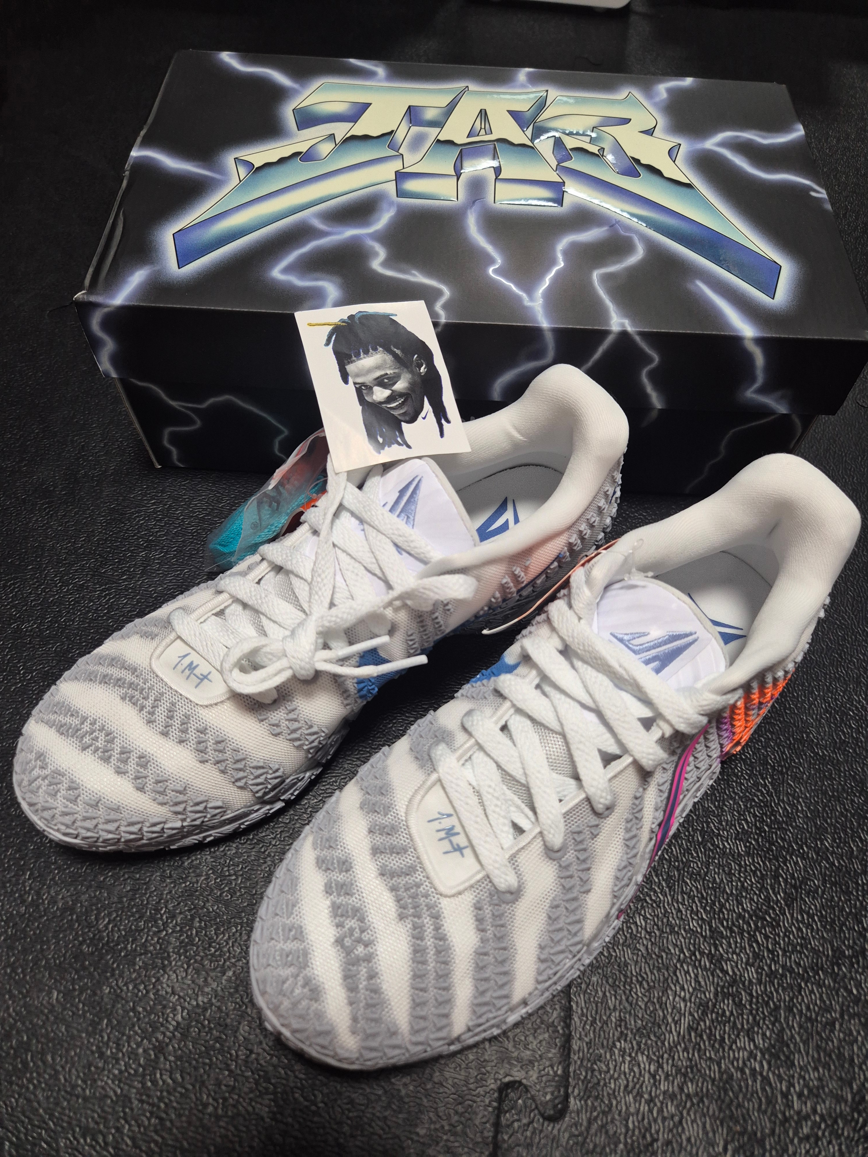 Nike Ja 3 EP Light Show 착용 스타일