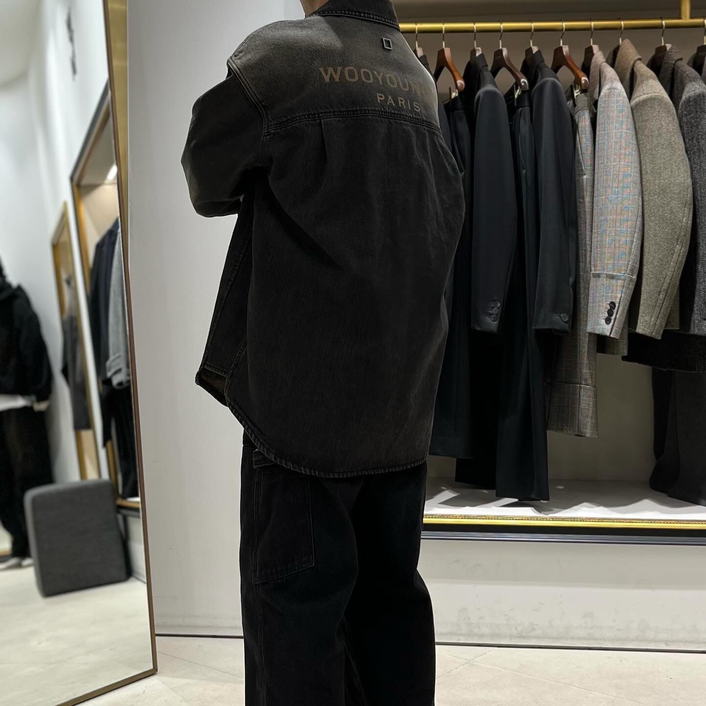 Wooyoungmi Washed Denim Back Logo Shirt Grey - 25SS 착용 스타일 - 2