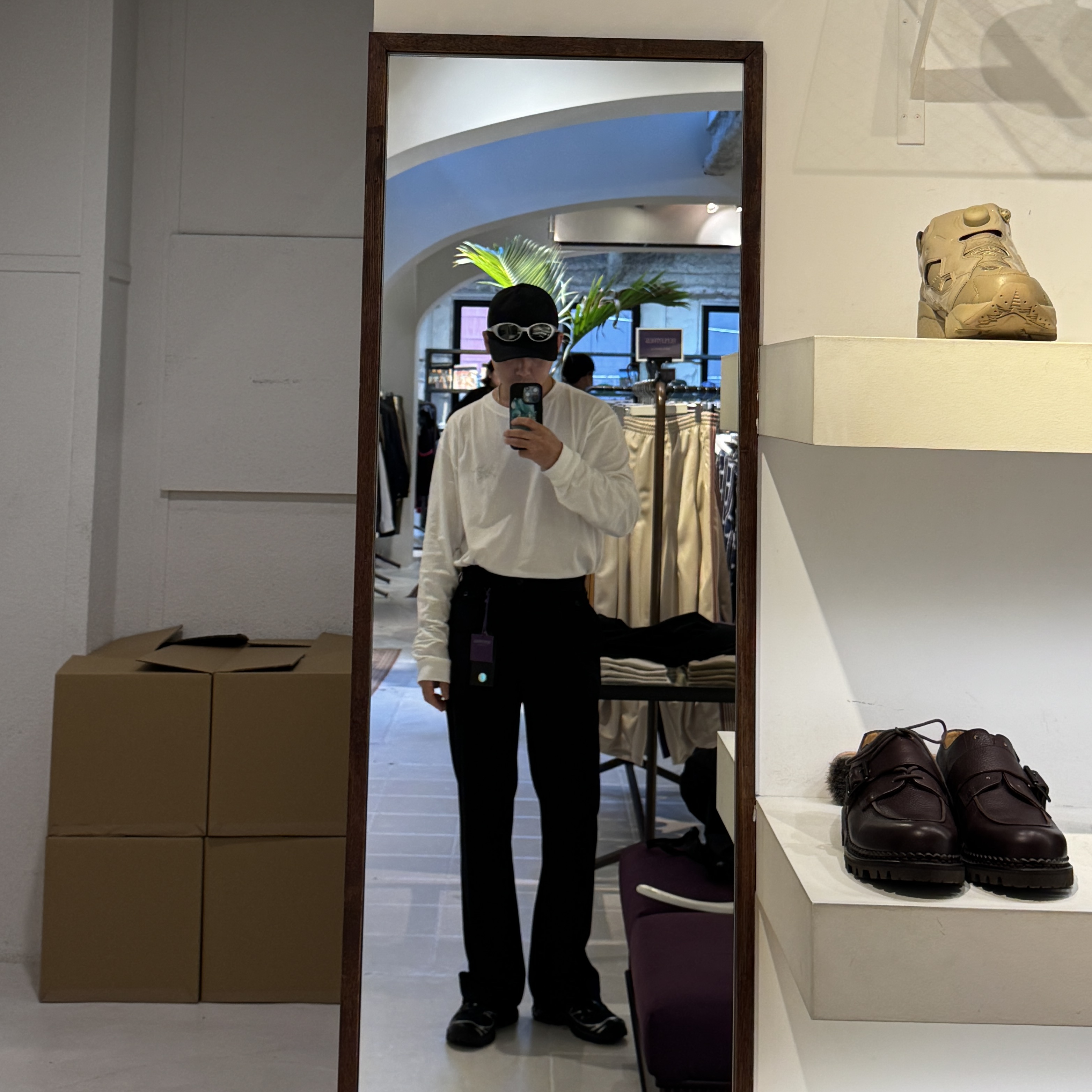 Salomon XT-6 GTX Black Silver, Oakley Eye Jacket Redux Silver Frame Prizm Black Polarized Lenses High Bridge Fit 착용 스타일