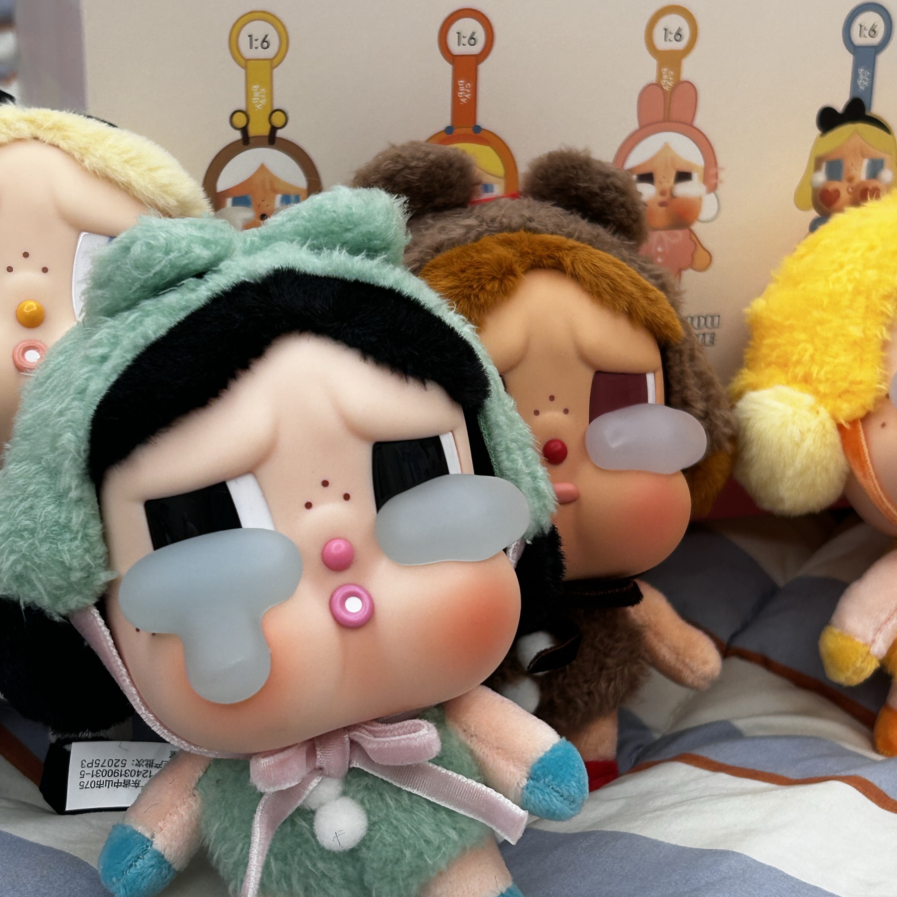 Pop Mart Crybaby Crying Again Series Plush Keyring Sealed Case (6 Blind Boxes) 착용 스타일 - 3