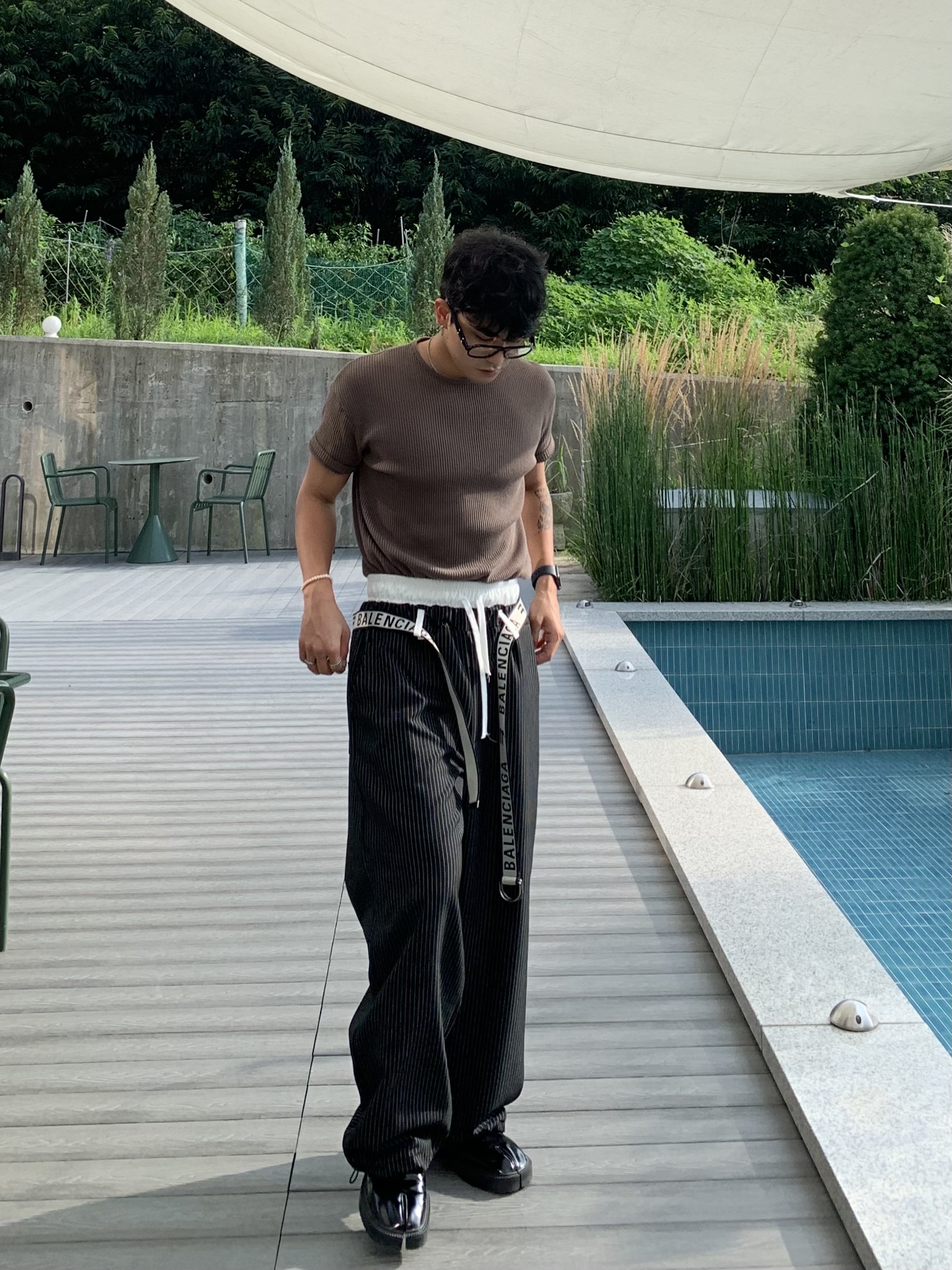 Gentle Monster x Maison Margiela MM113 Black Clear, Balenciaga D Ring Belt Black 착용 스타일 - 1