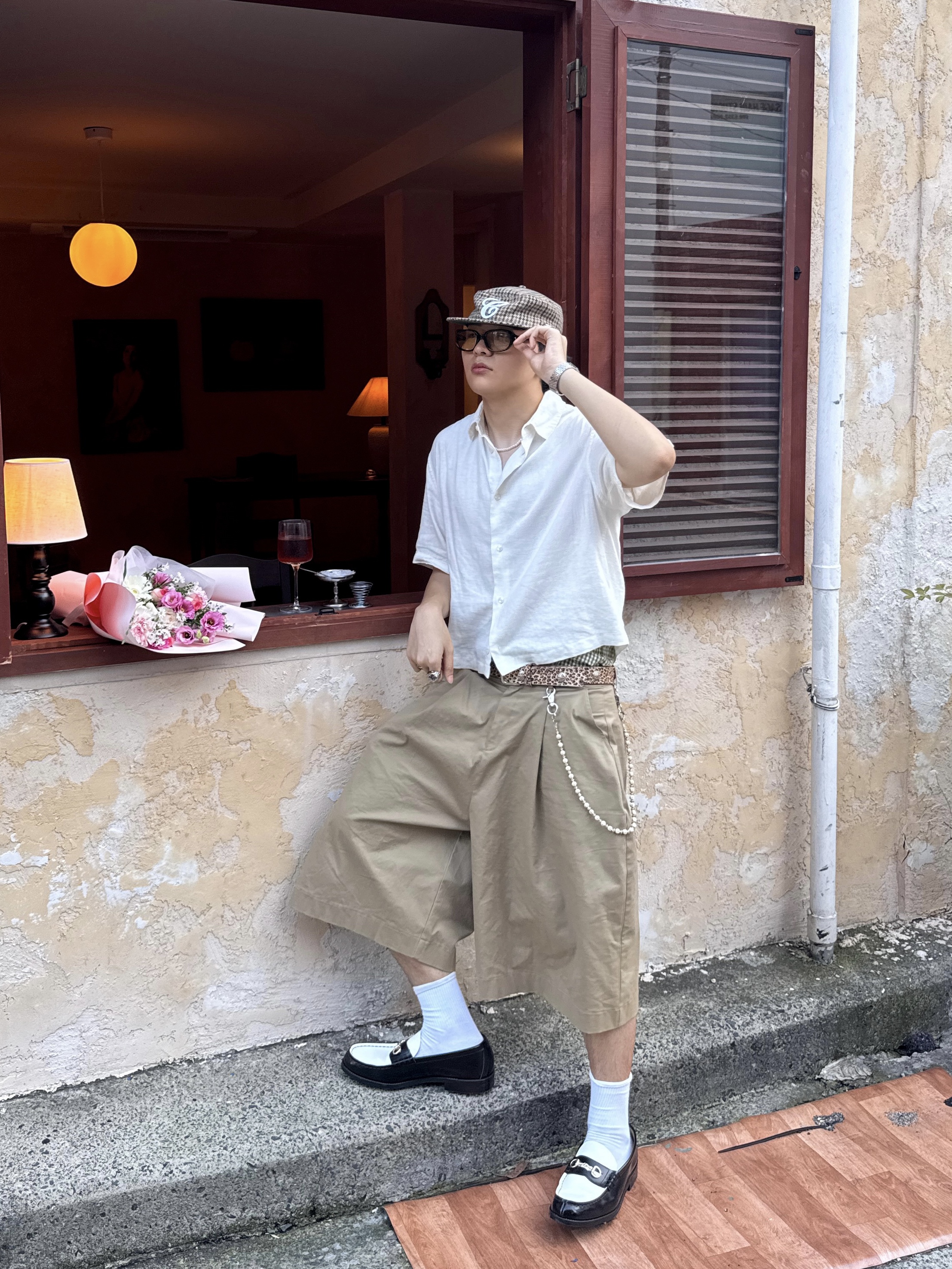 Haruta HS-906 Penny Loafer Black & White, Gentle Monster Noizer 01(OL) Black 착용 스타일 - 4