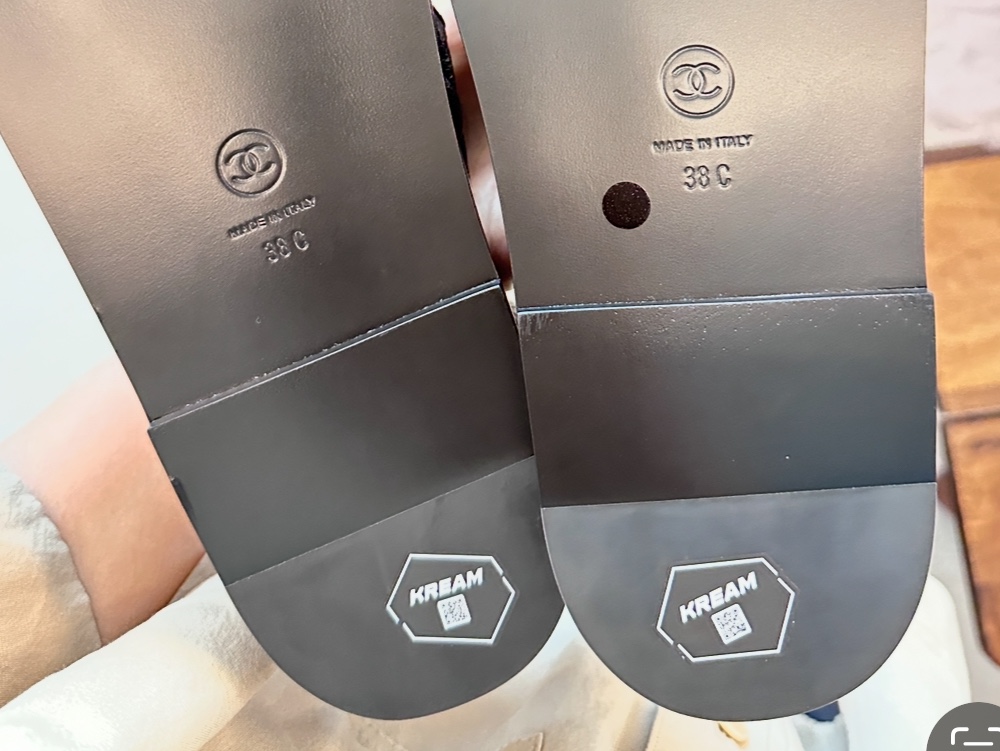 (W) Chanel Sandals Grained Calfskin & Black 착용 스타일 - 6