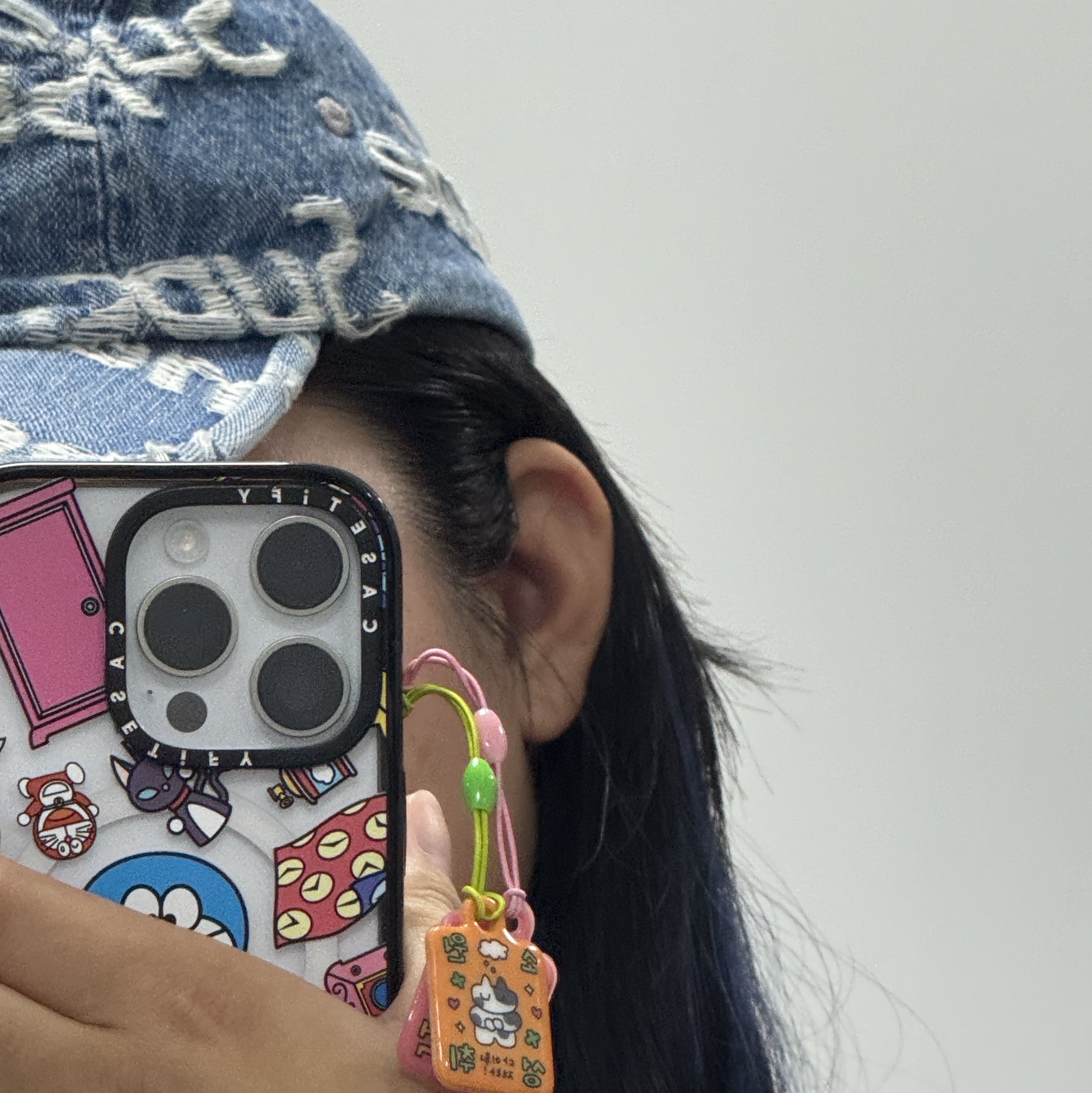Supreme Frayed Logos Denim Camp Cap Blue - 21SS 착용 스타일