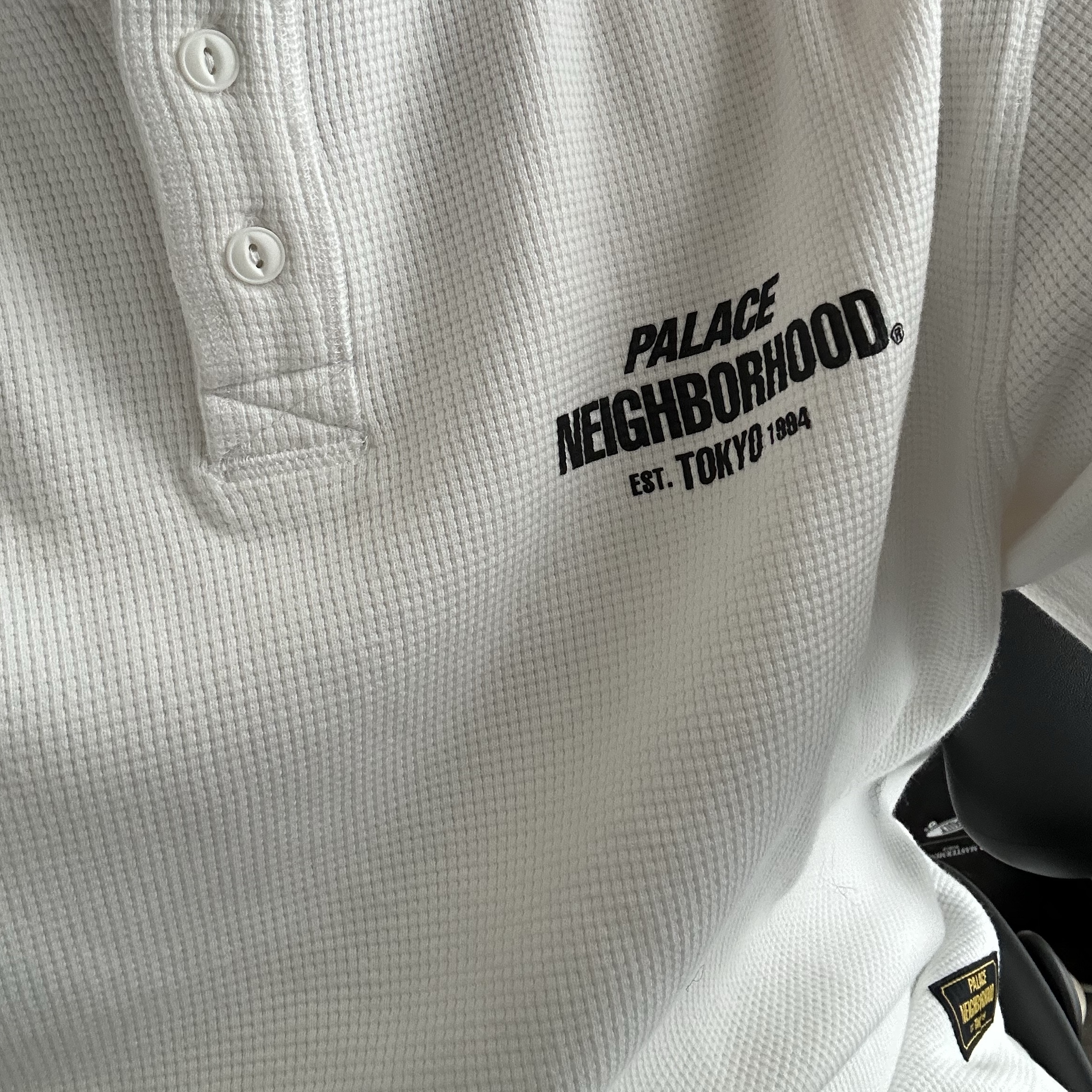 Palace x Neighborhood Waffle Jersey White - 25FW 착용 스타일