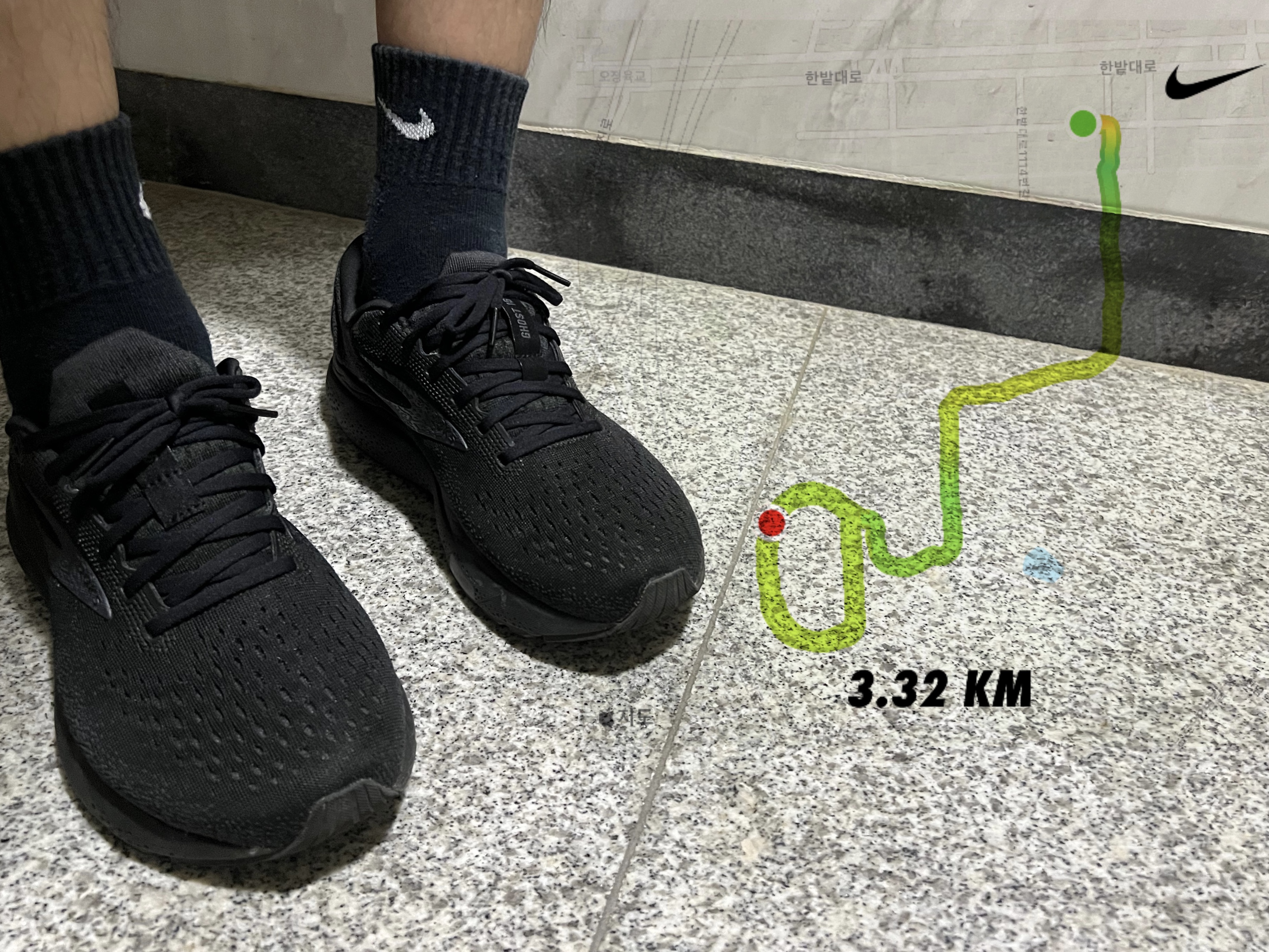 Brooks Running Ghost 16 Black - 2E Wide 착용 스타일