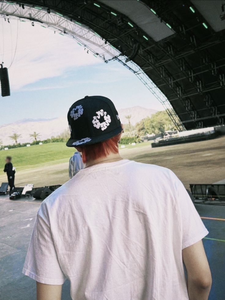 Denim Tears x New Era Cotton Wreath Navy 착용 스타일