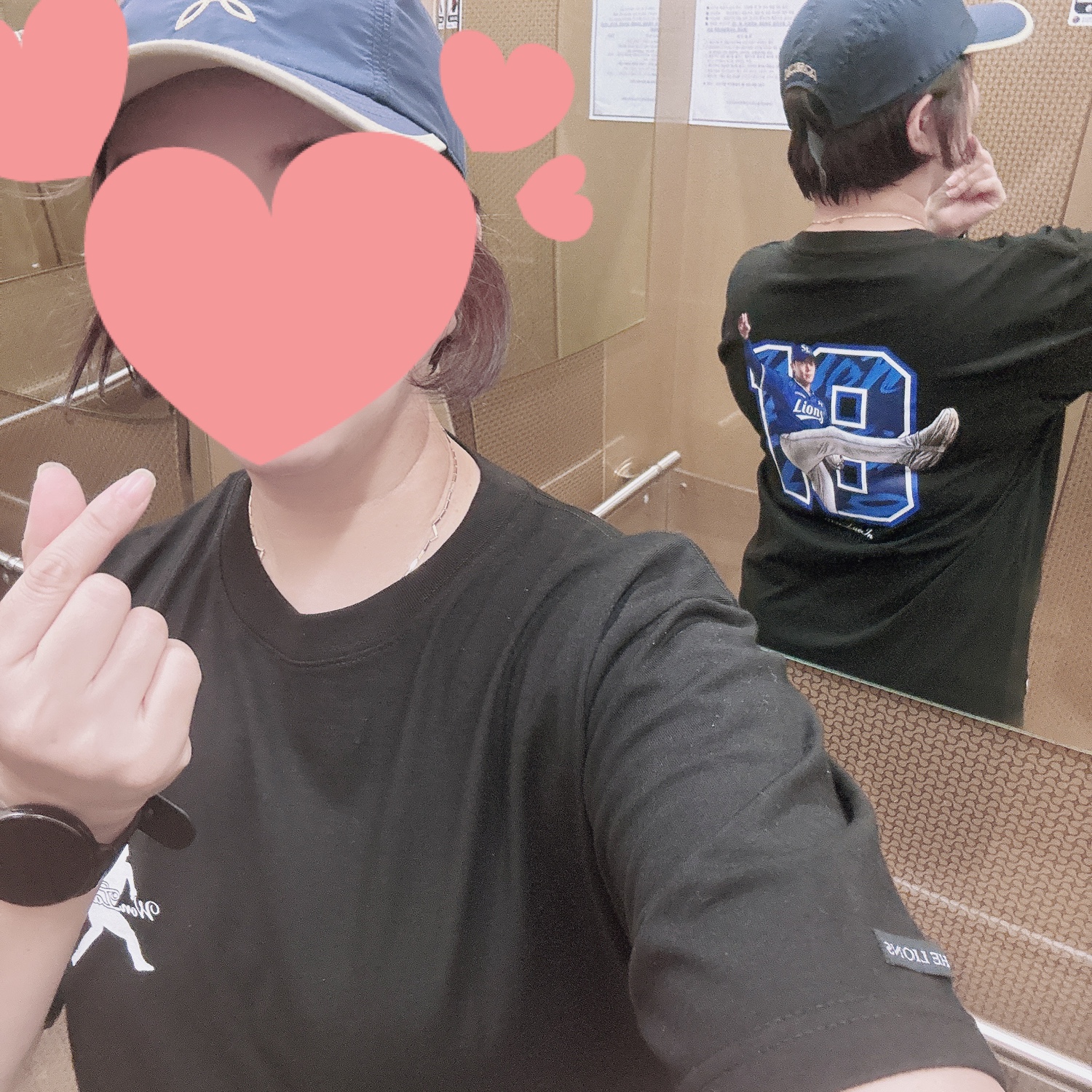 [예약배송] Samsung Lions Player Illustration T-Shirt WonTaeIn Black 착용 스타일 - 1