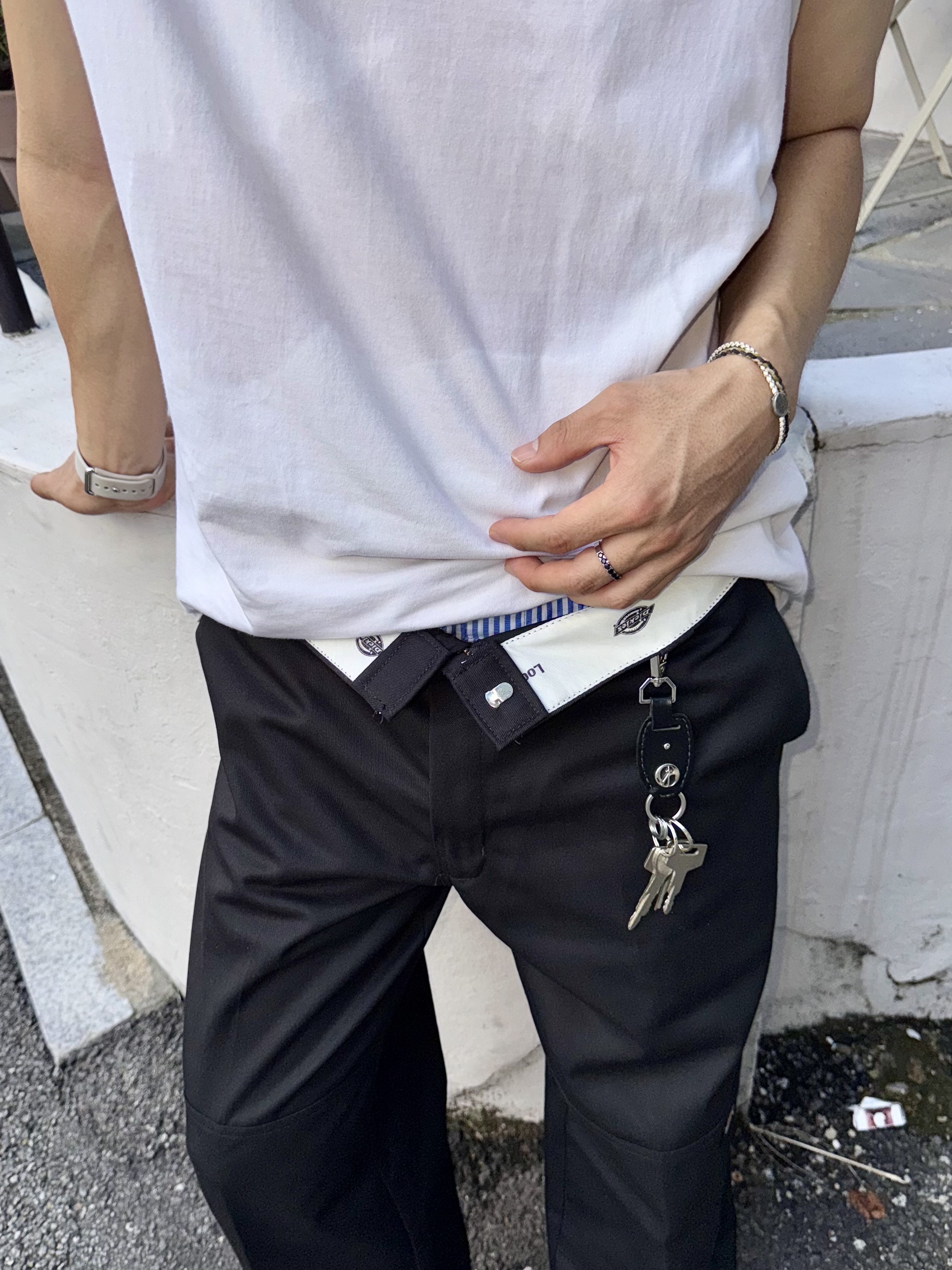 Dickies Loose Fit Double Knee Work Pants Black 착용 스타일 - 1