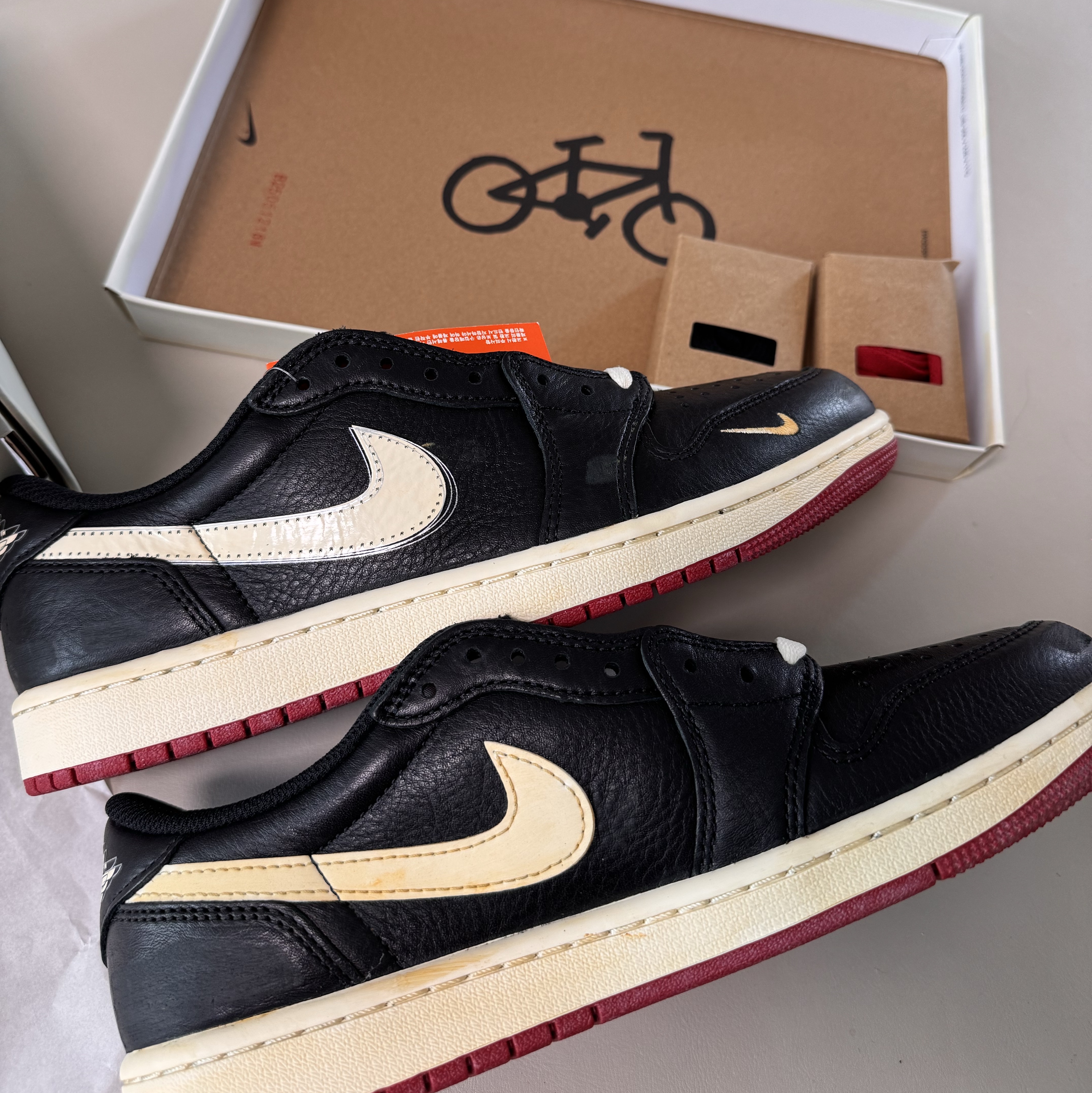 Jordan 1 x Nigel Sylvester Retro Low OG Better With Time 착용 스타일 - 2