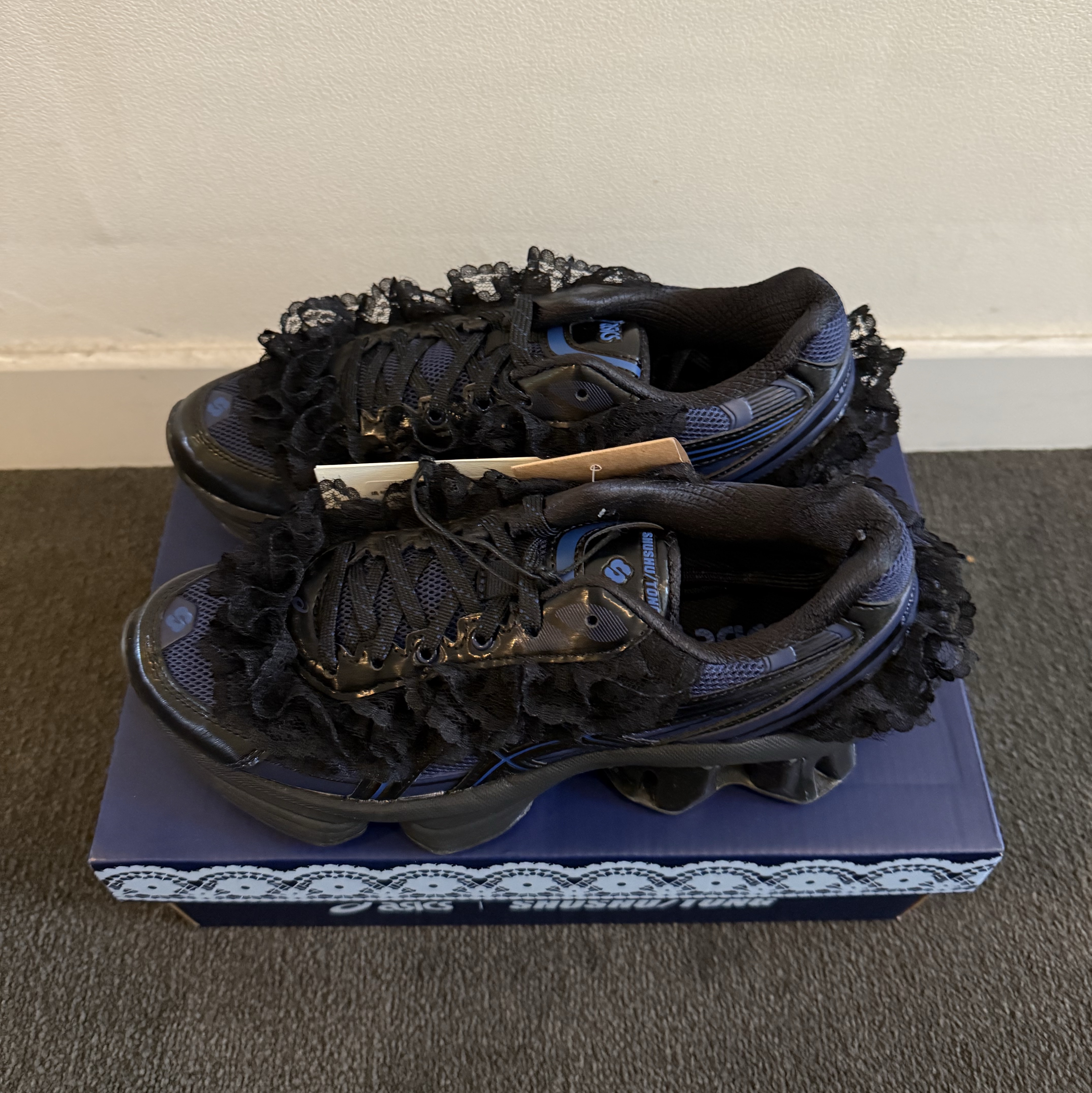 Asics x Shushu Tong Gel-Kinetic Fluent Blue Expanse Monaco Blue 착용 스타일