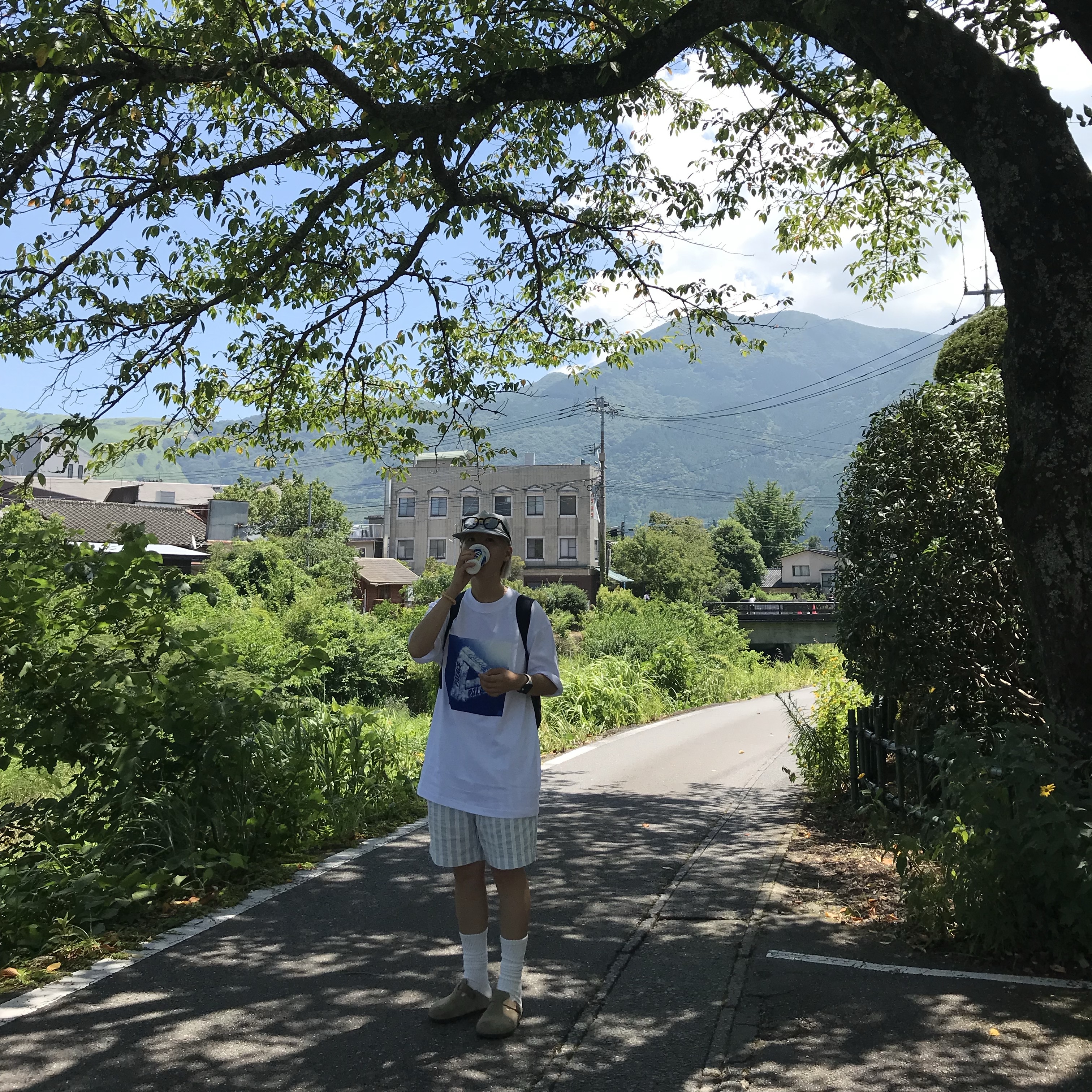 Palace Under The Weather T-Shirt White - 23FW, Birkenstock Boston Braided Taupe - Narrow 착용 스타일 - 3