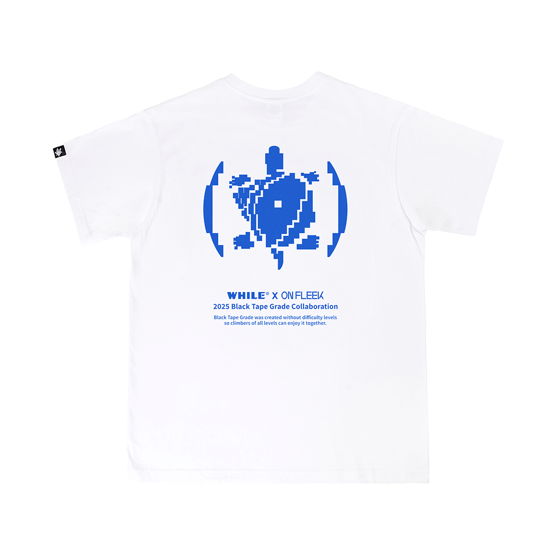 TP25239WH WHILE x ONFLEEK 블랙테이프 티셔츠