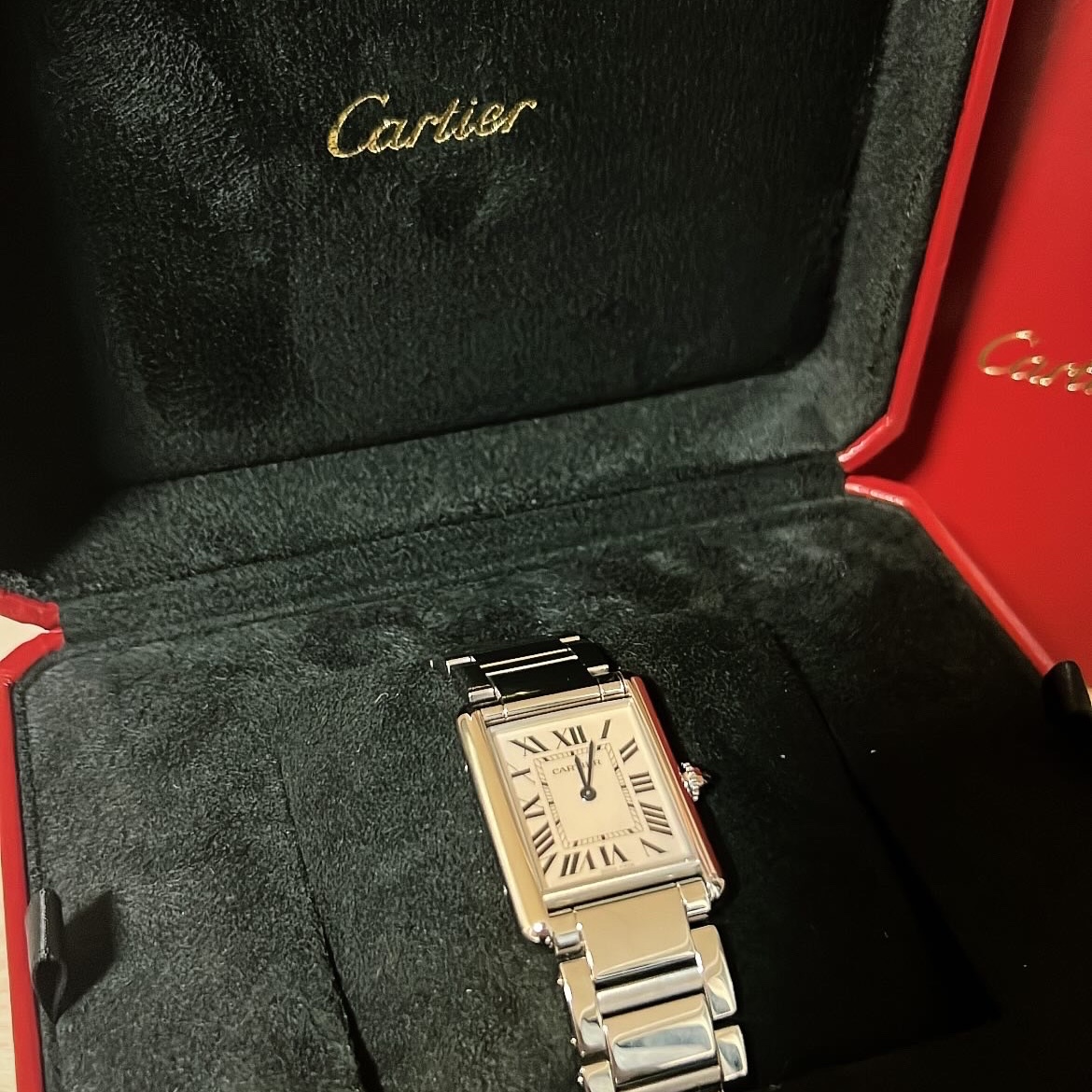 Cartier Tank Must Watch Large Quartz Steel Bracelet Steel 착용 스타일