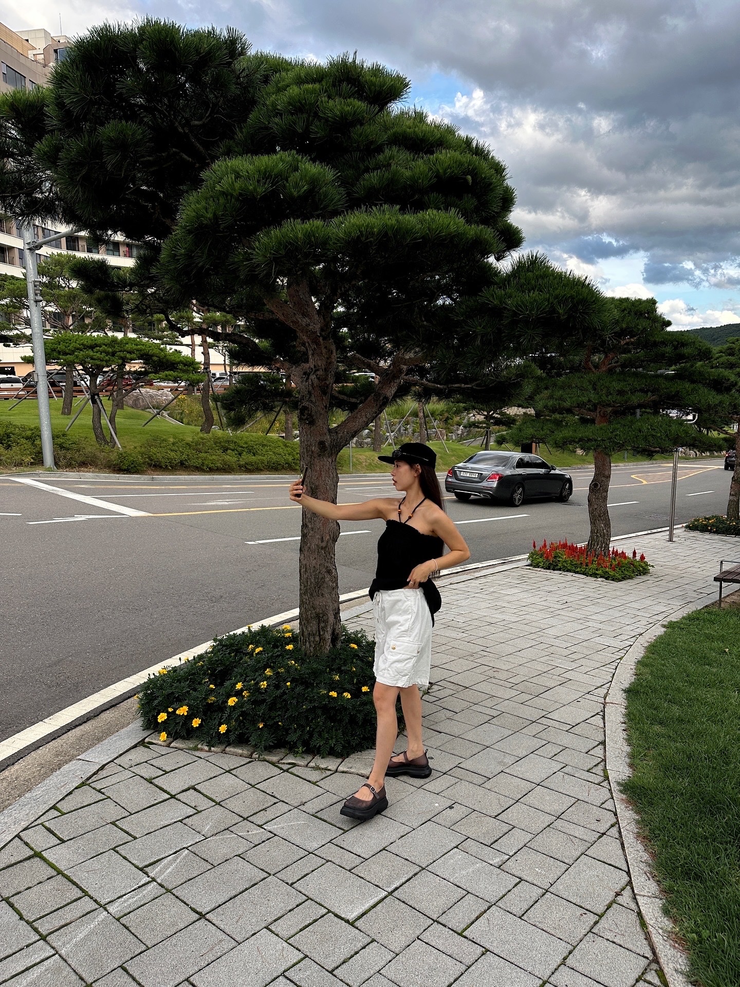 (W) Rockfishweatherwear Glair Flatform Maryjanes Glitter Black 착용 스타일 - 5