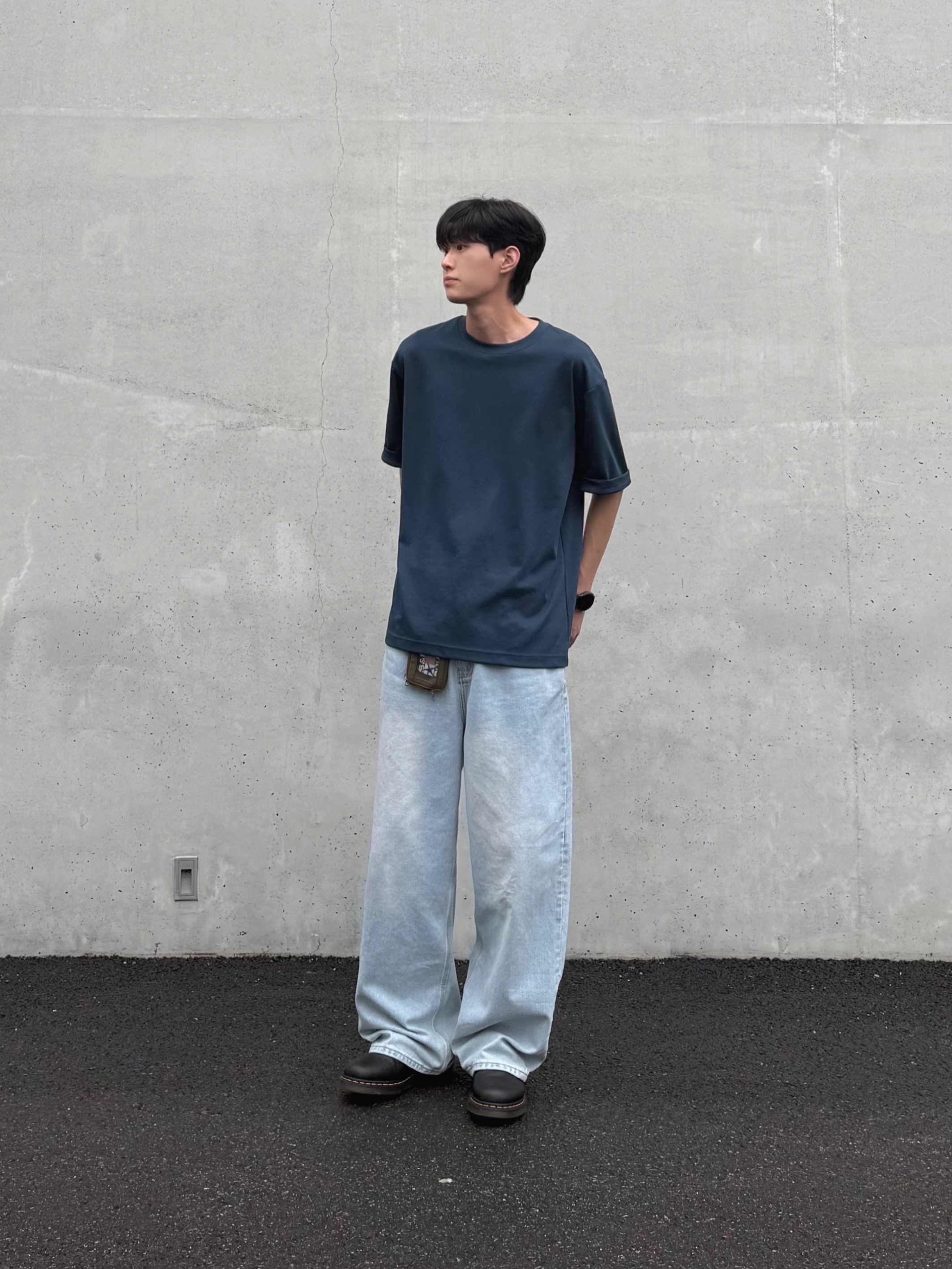 noun Wide Denim Pants Light Blue, Dr. Martens 1461 Smooth Black 착용 스타일 - 1