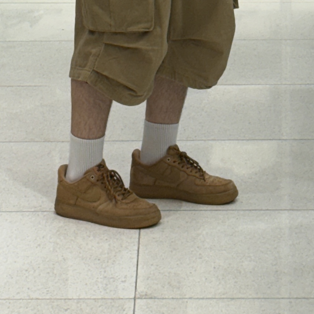 Nike Air Force 1 '07 WB Flax 착용 스타일