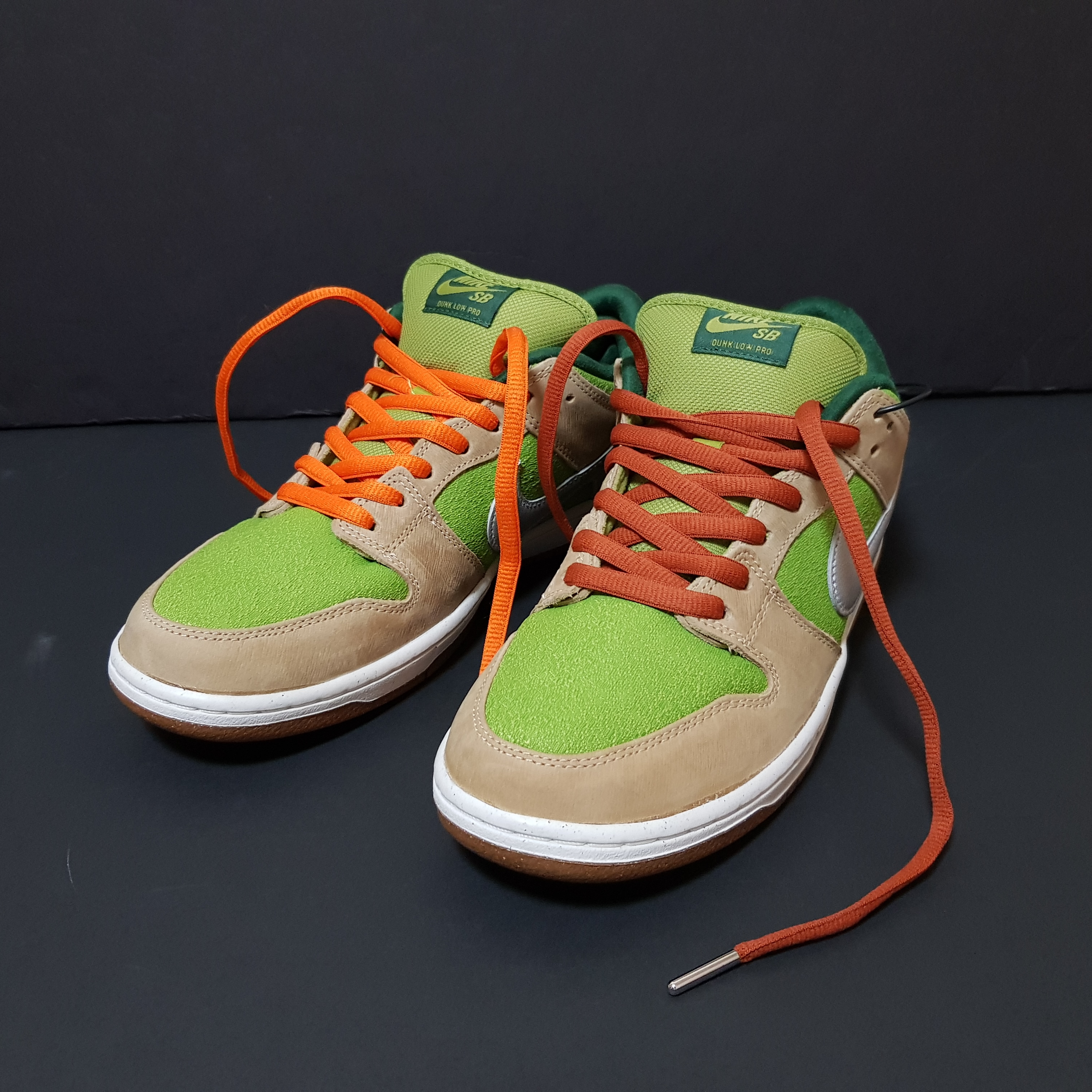 Nike SB Dunk Low Pro Sesame and Pear 착용 스타일 - 1