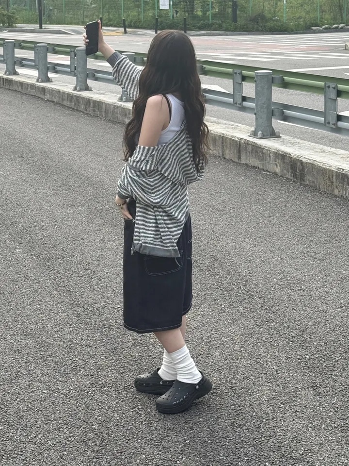 Crocs Baya Clog Black 착용 스타일