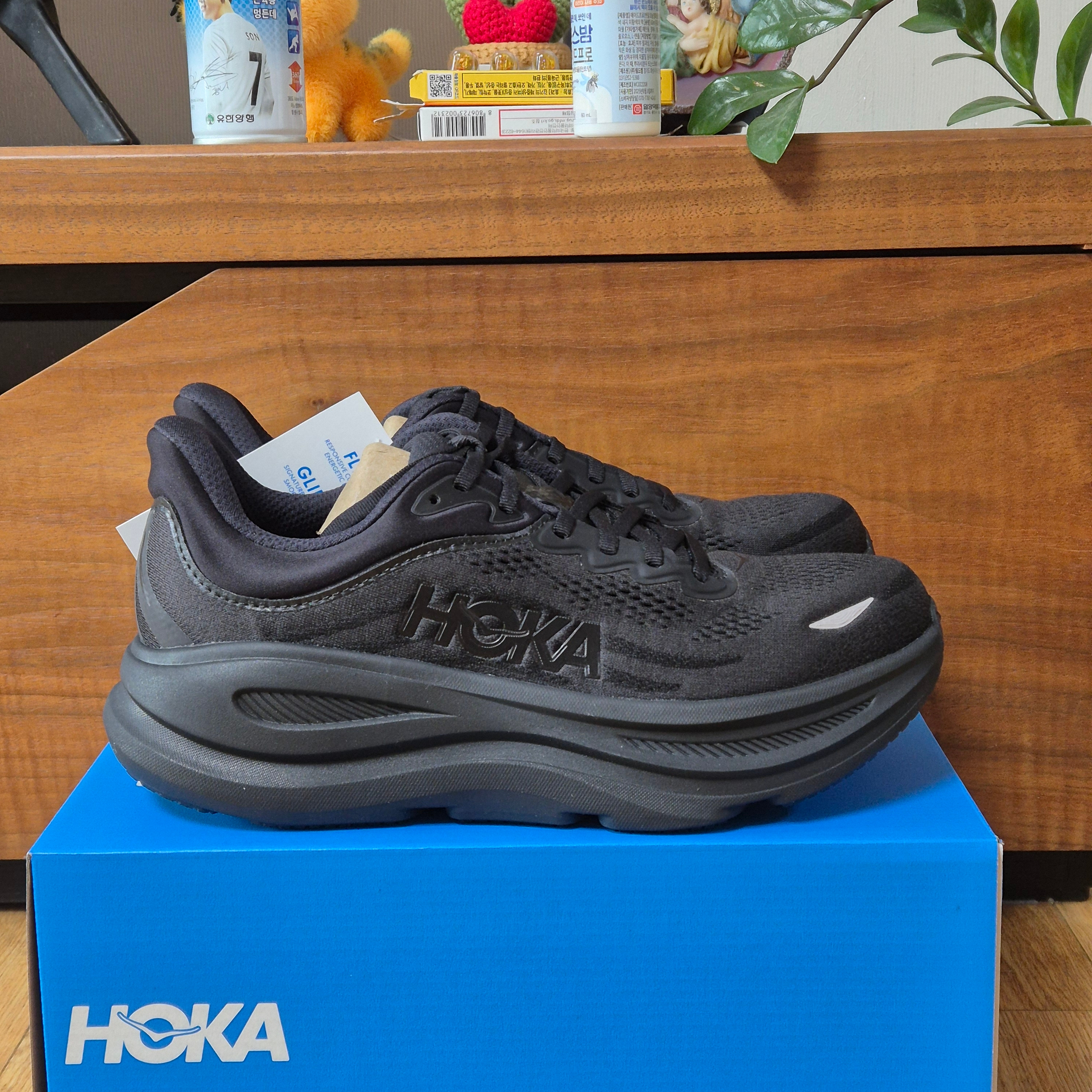 Hoka Bondi 9 Black - Wide 착용 스타일 - 4