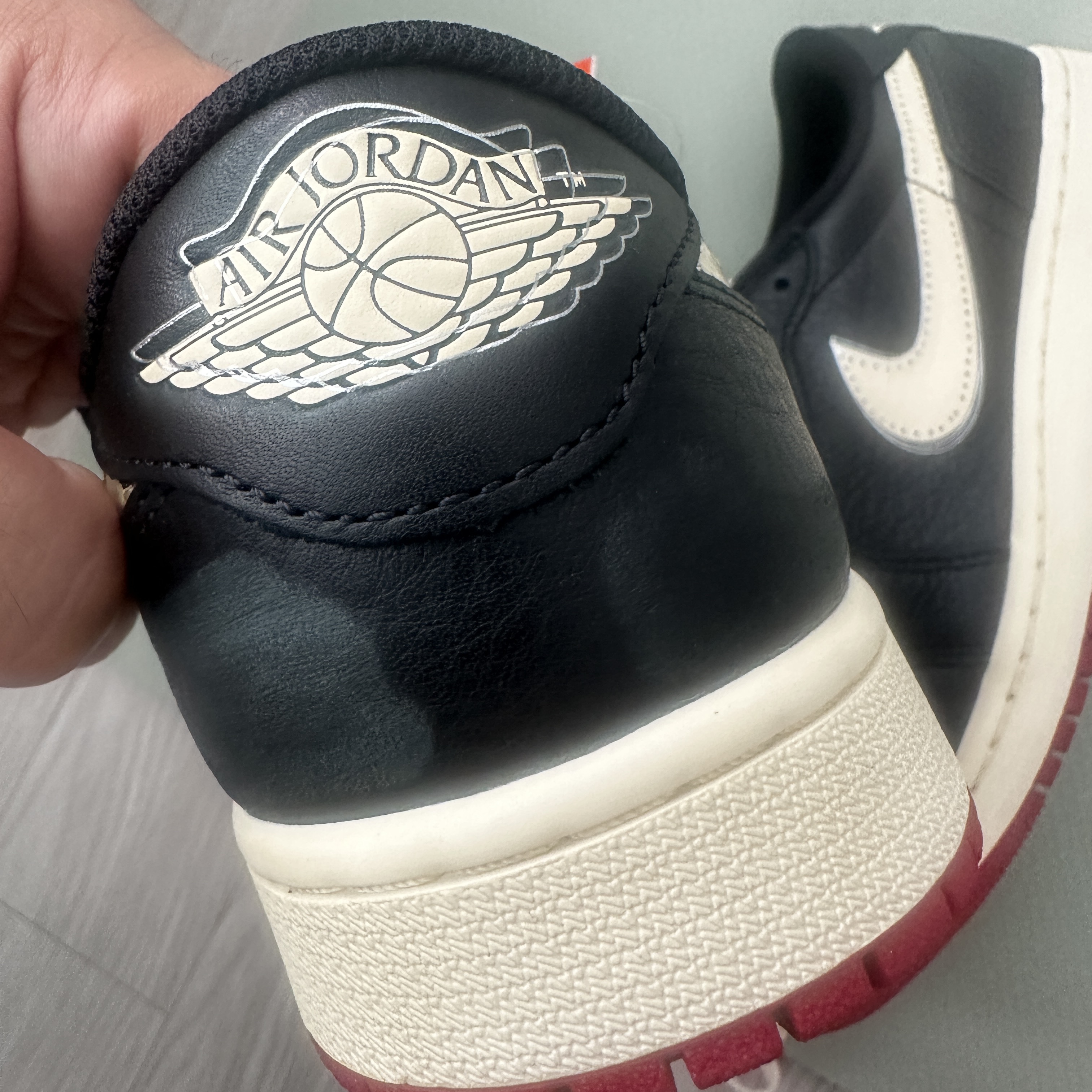 Jordan 1 x Nigel Sylvester Retro Low OG Better With Time 착용 스타일 - 1