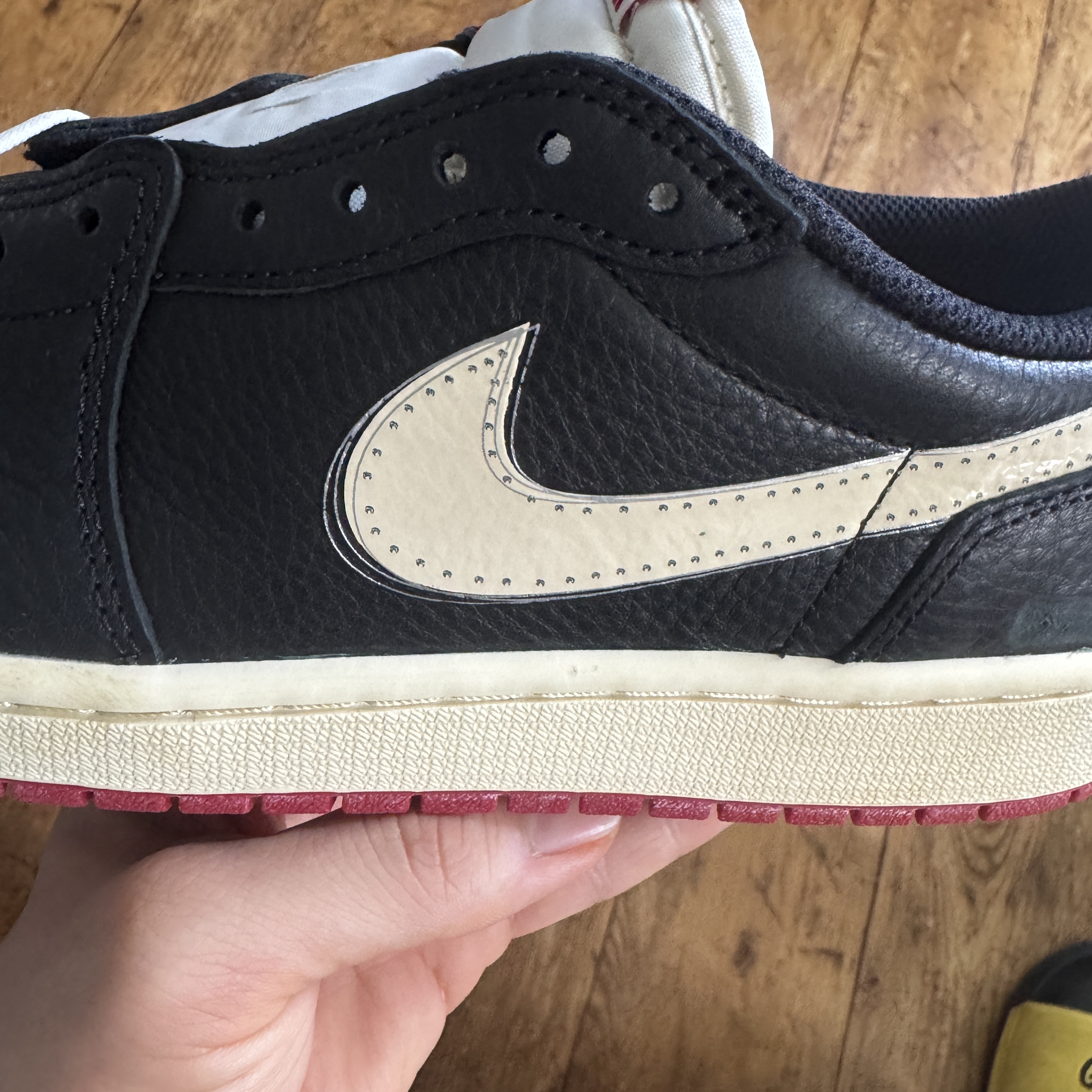 Jordan 1 x Nigel Sylvester Retro Low OG Better With Time 착용 스타일 - 5