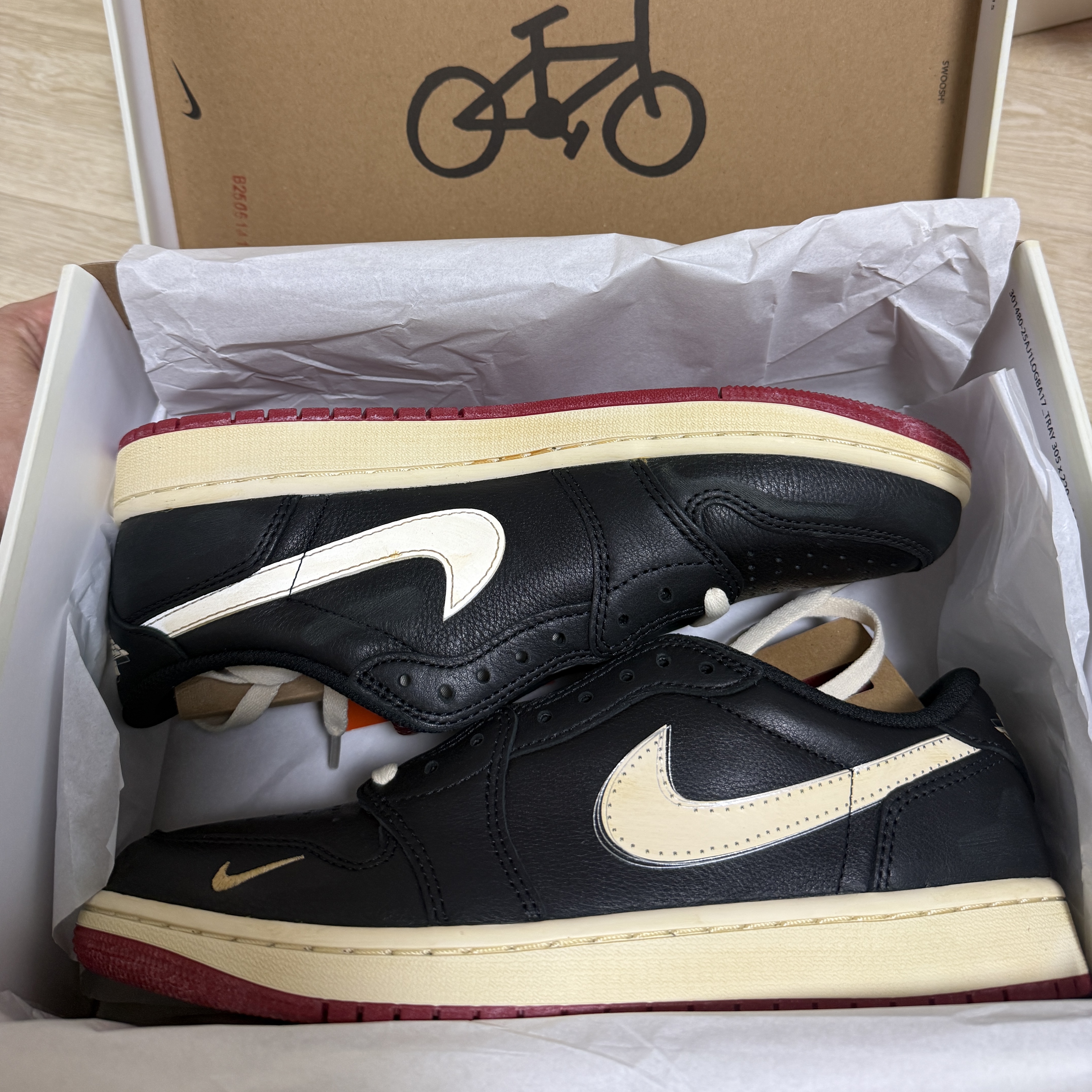 Jordan 1 x Nigel Sylvester Retro Low OG Better With Time 착용 스타일 - 1